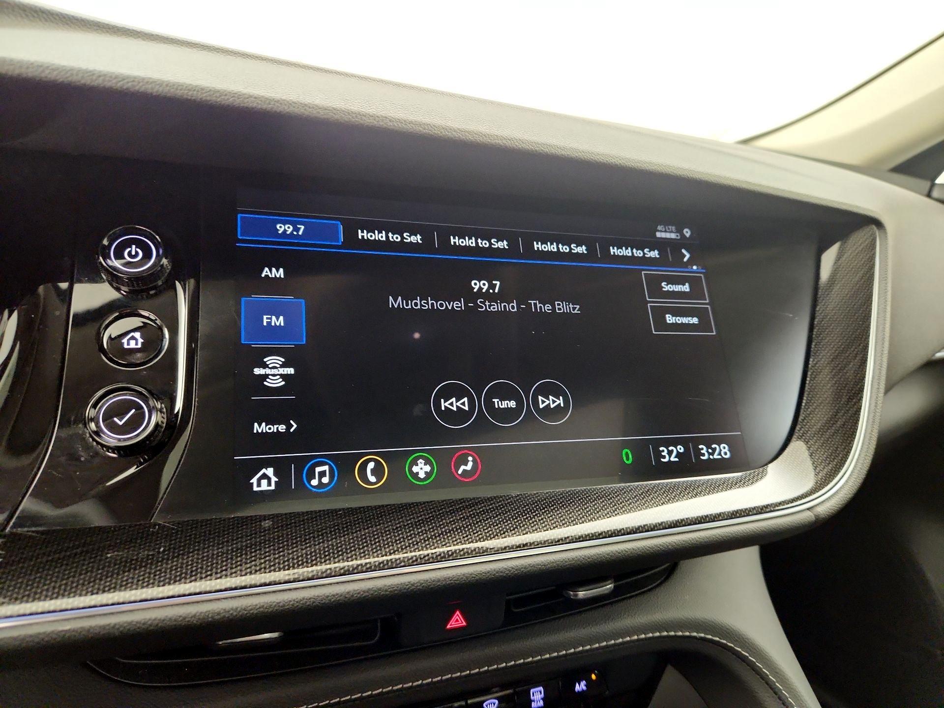 Thumbnail: 2023 Buick Envision - 15