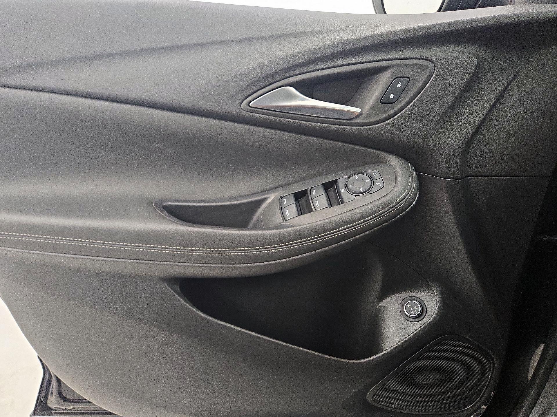 Thumbnail: 2023 Buick Encore GX - 12