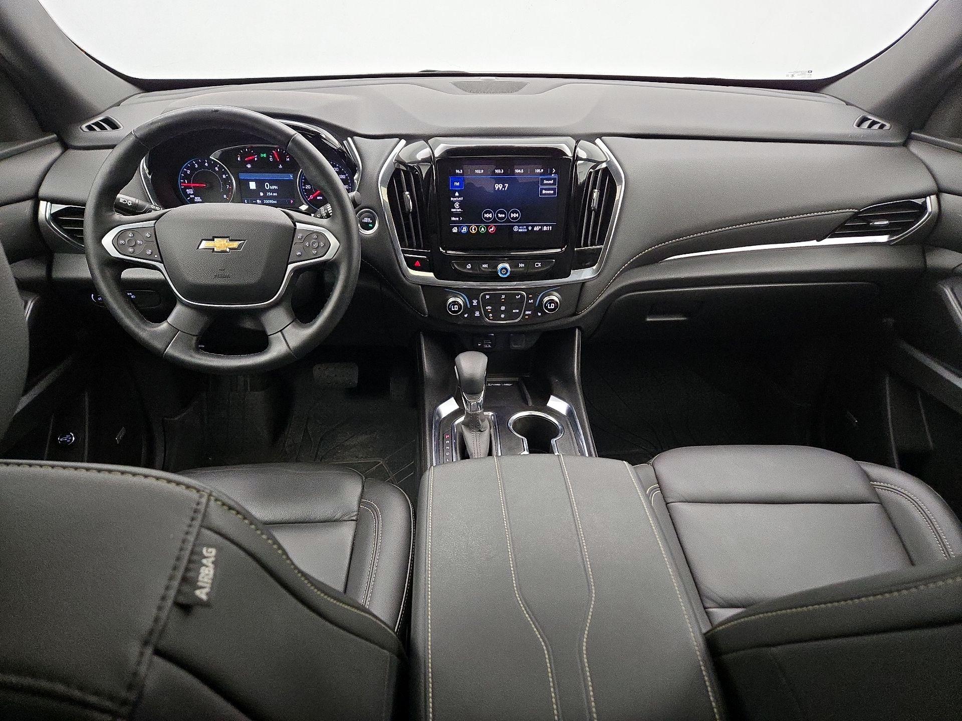 Thumbnail: 2023 Chevrolet Traverse - 9