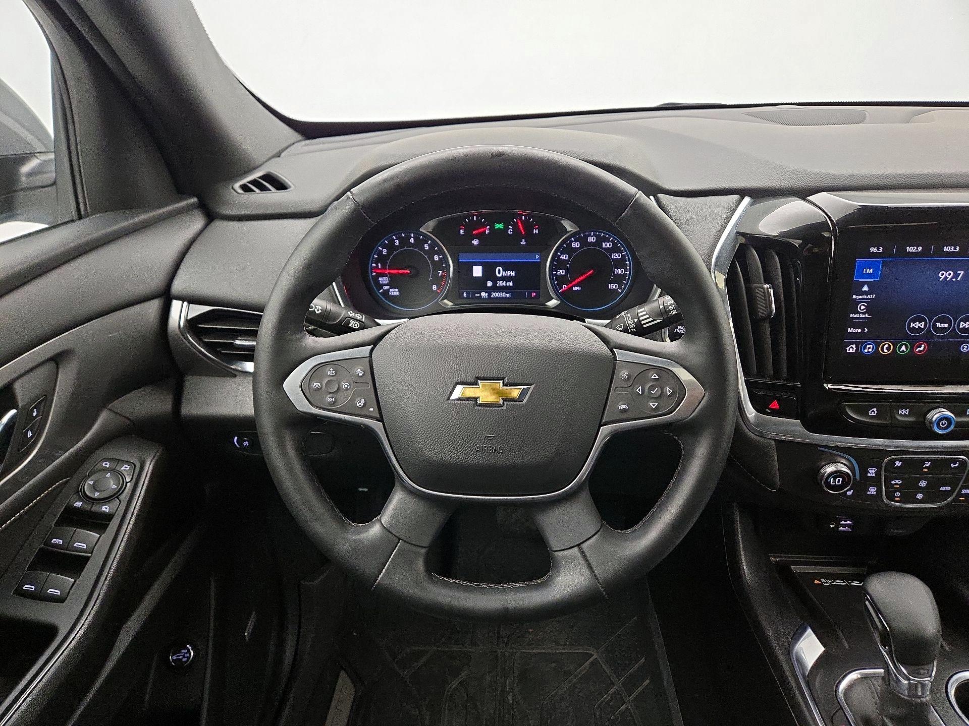 Thumbnail: 2023 Chevrolet Traverse - 10