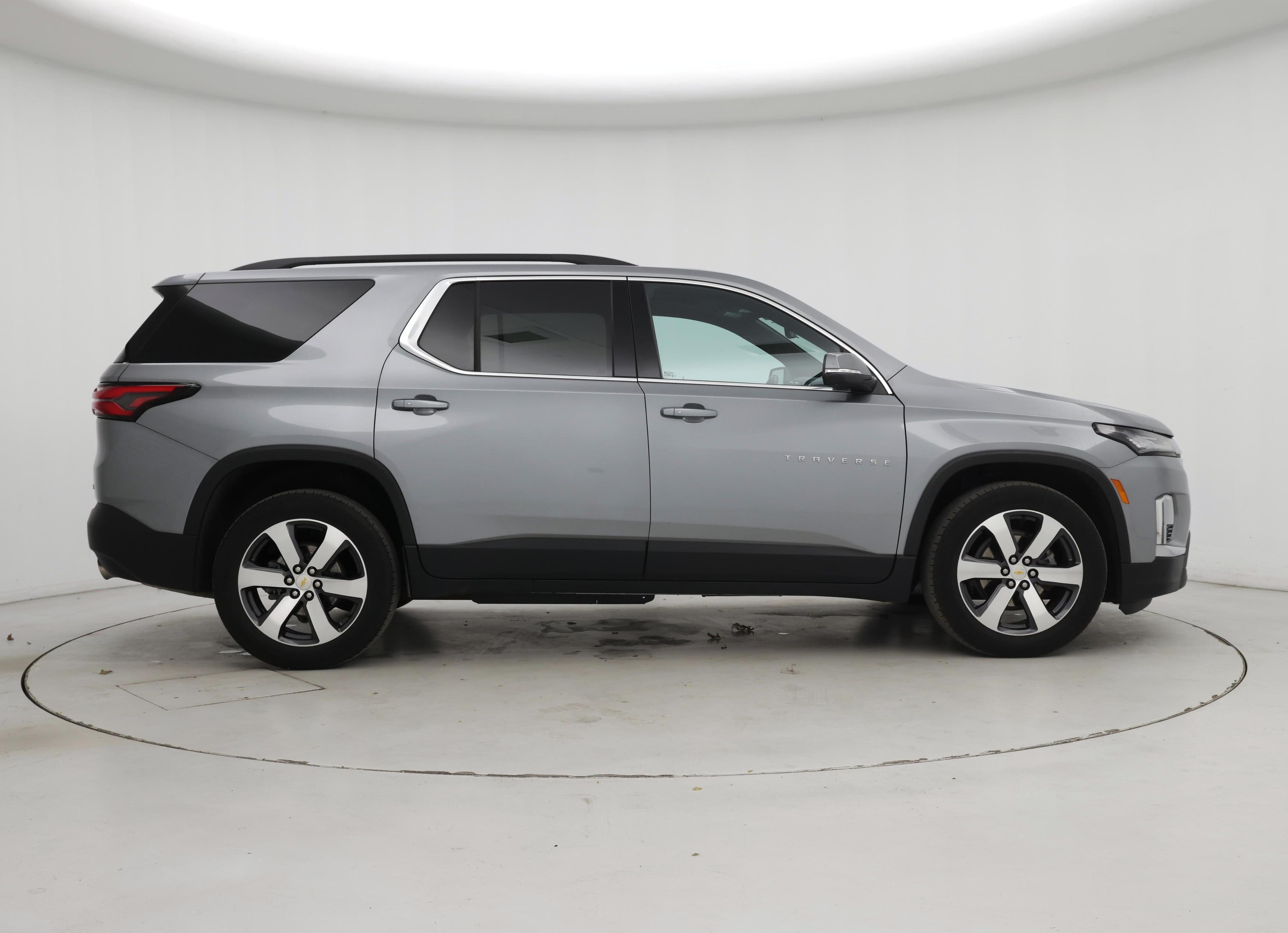 Thumbnail: 2023 Chevrolet Traverse - 7