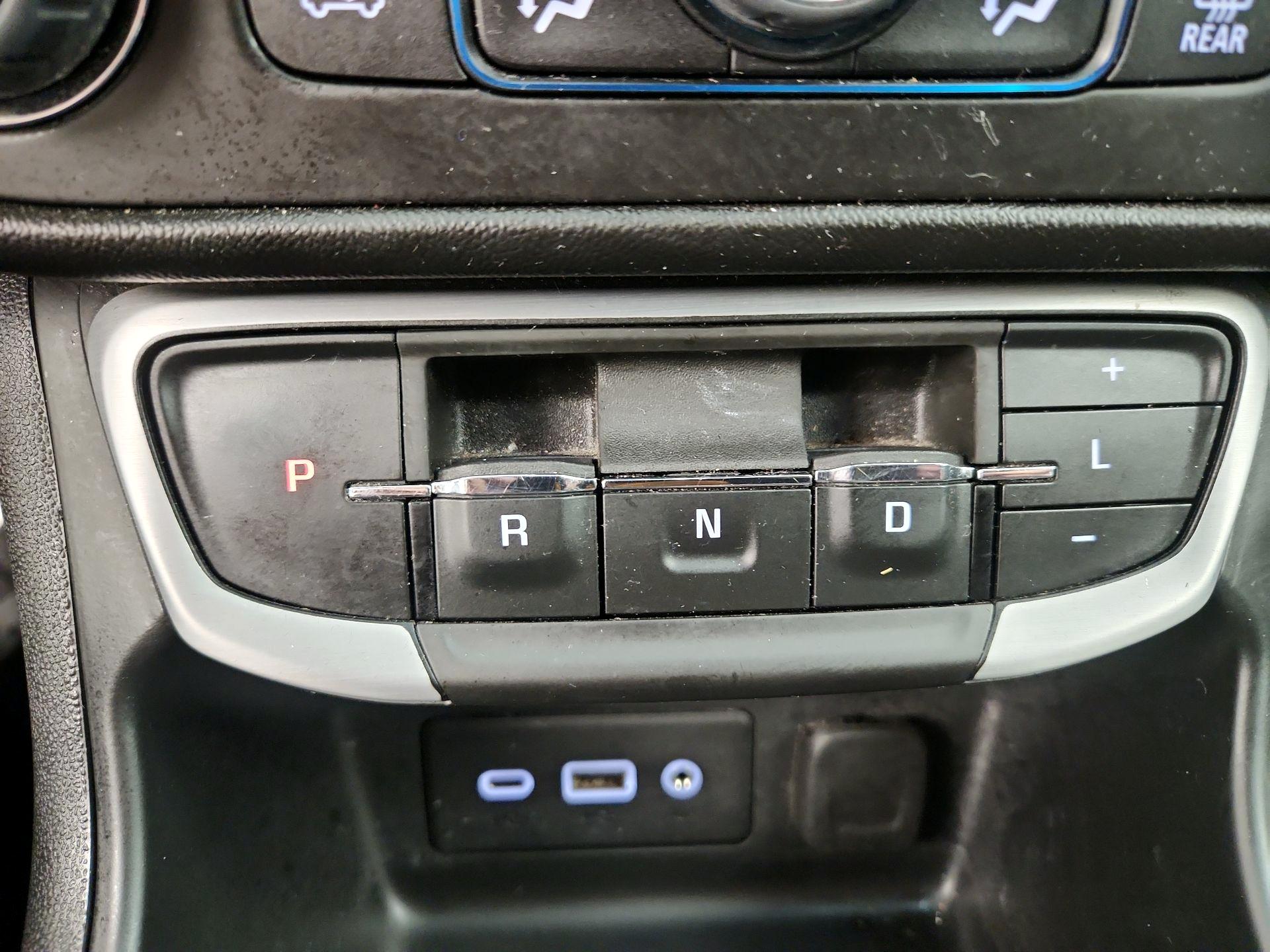 Thumbnail: 2022 GMC Terrain - 17