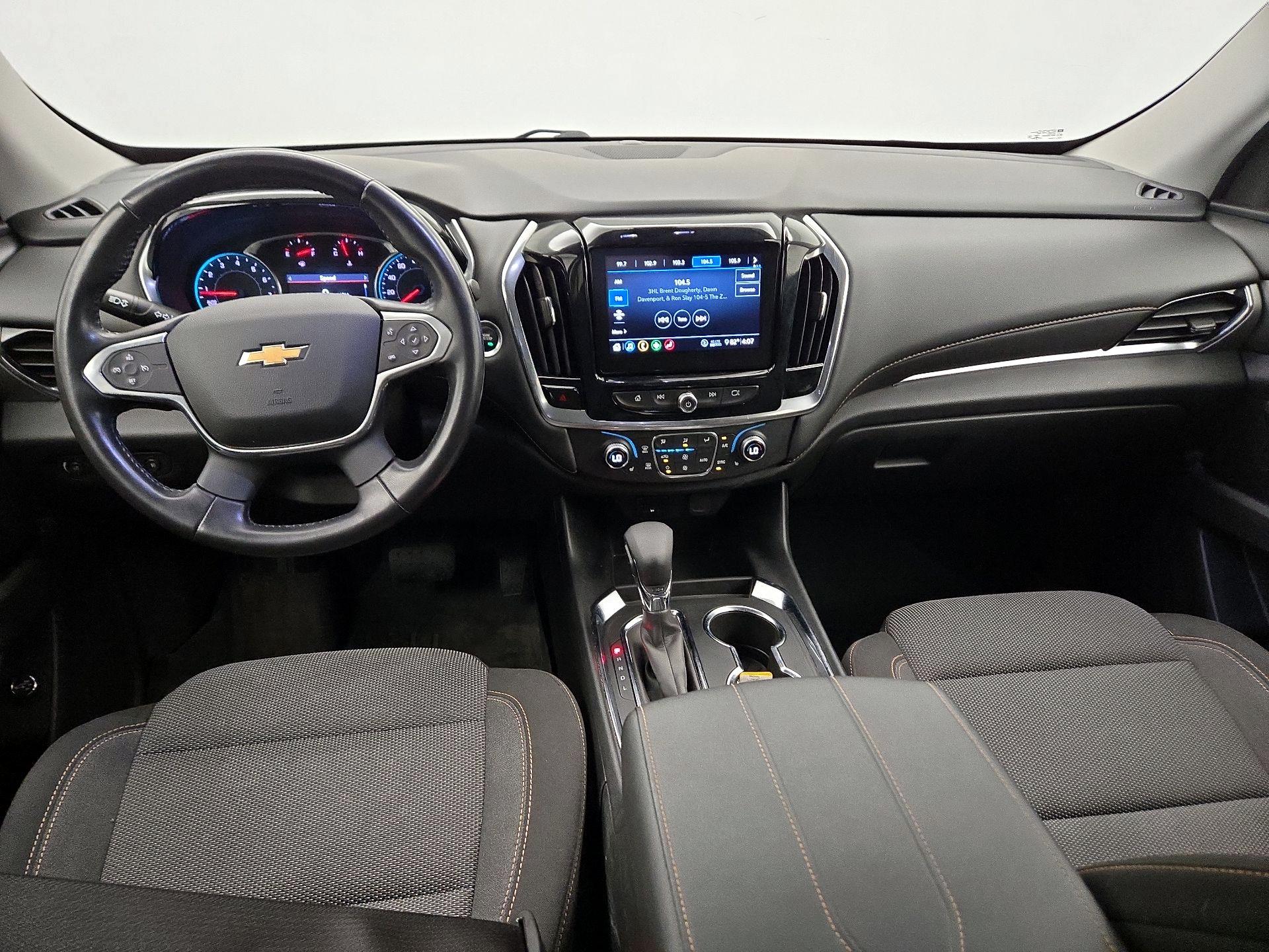 Thumbnail: 2021 Chevrolet Traverse - 9