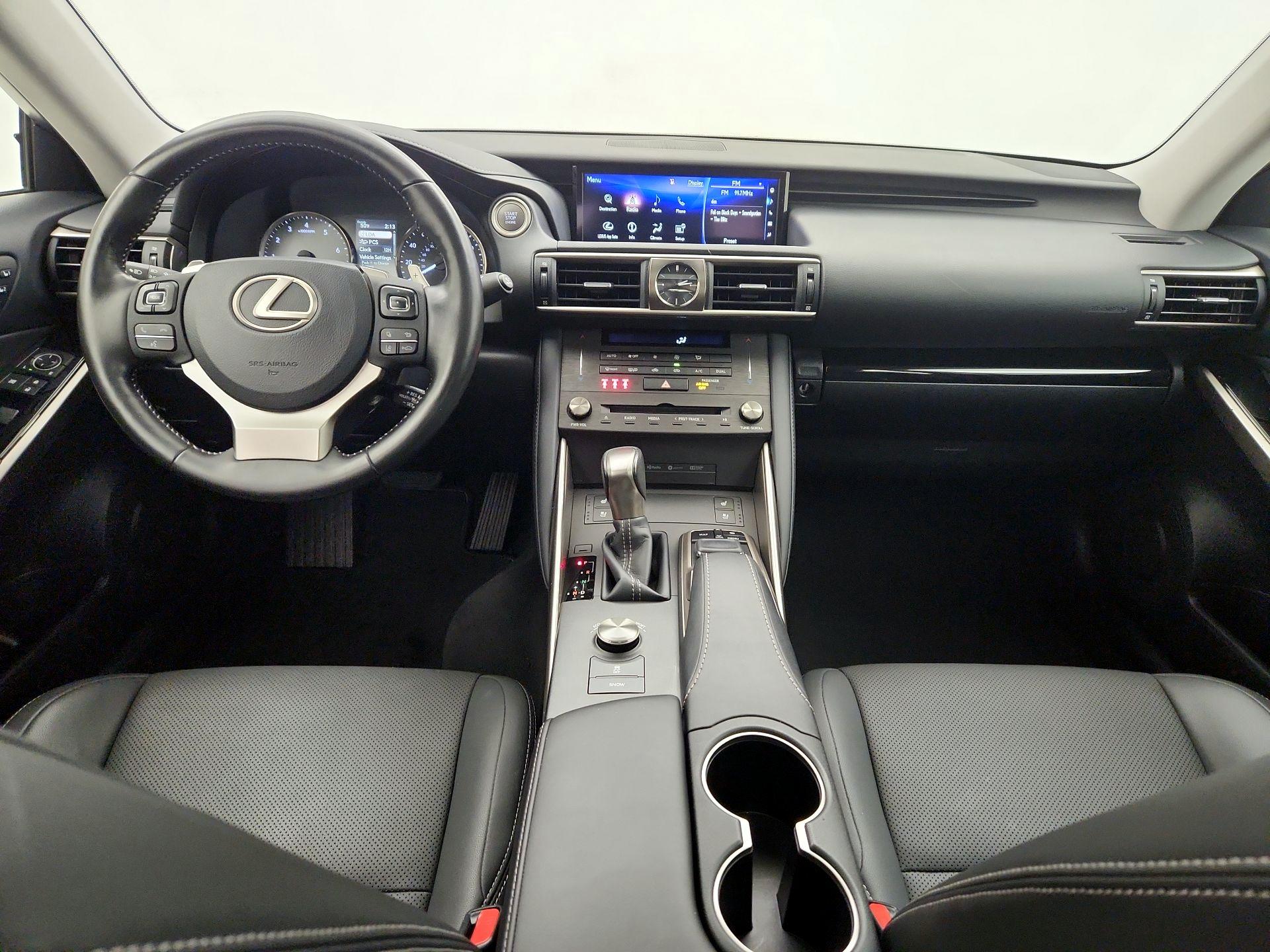 Thumbnail: 2020 Lexus IS - 9