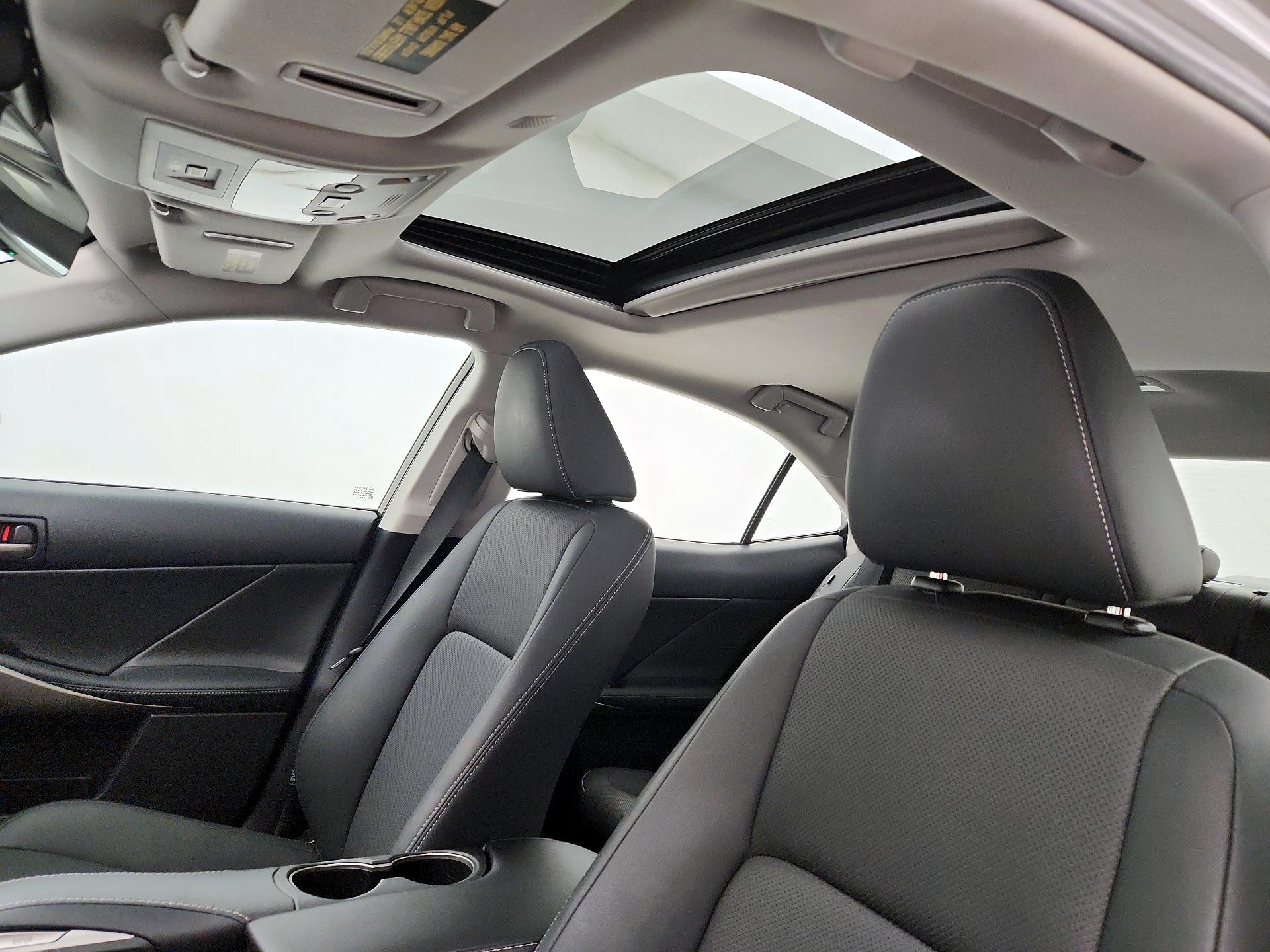 Thumbnail: 2020 Lexus IS - 20