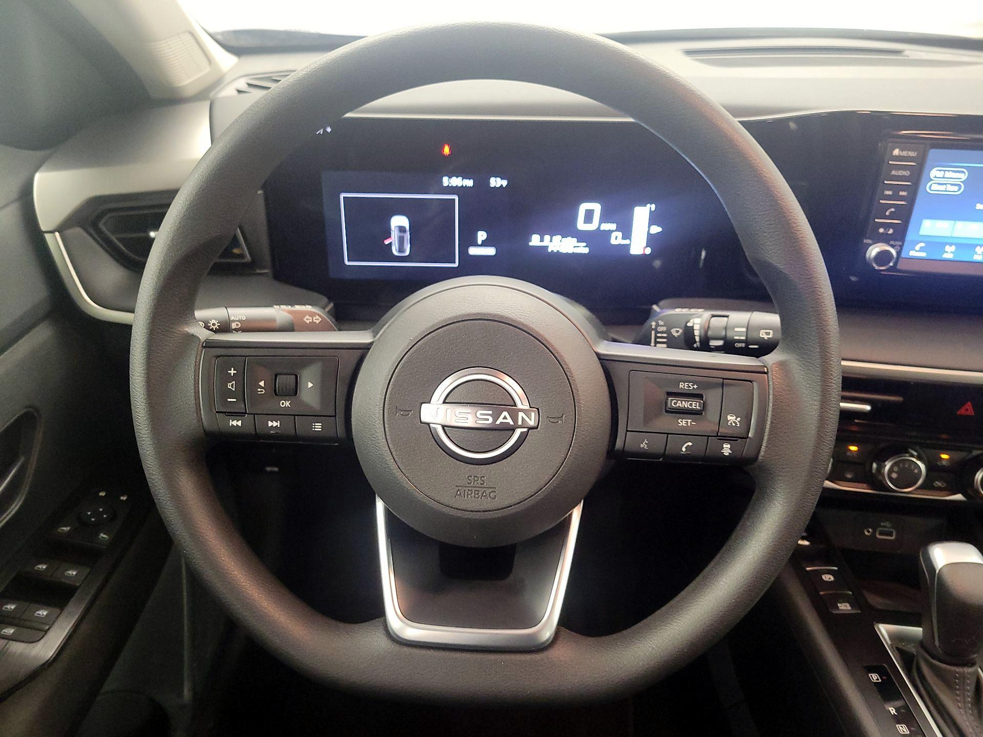 Thumbnail: 2025 Nissan Kicks - 10