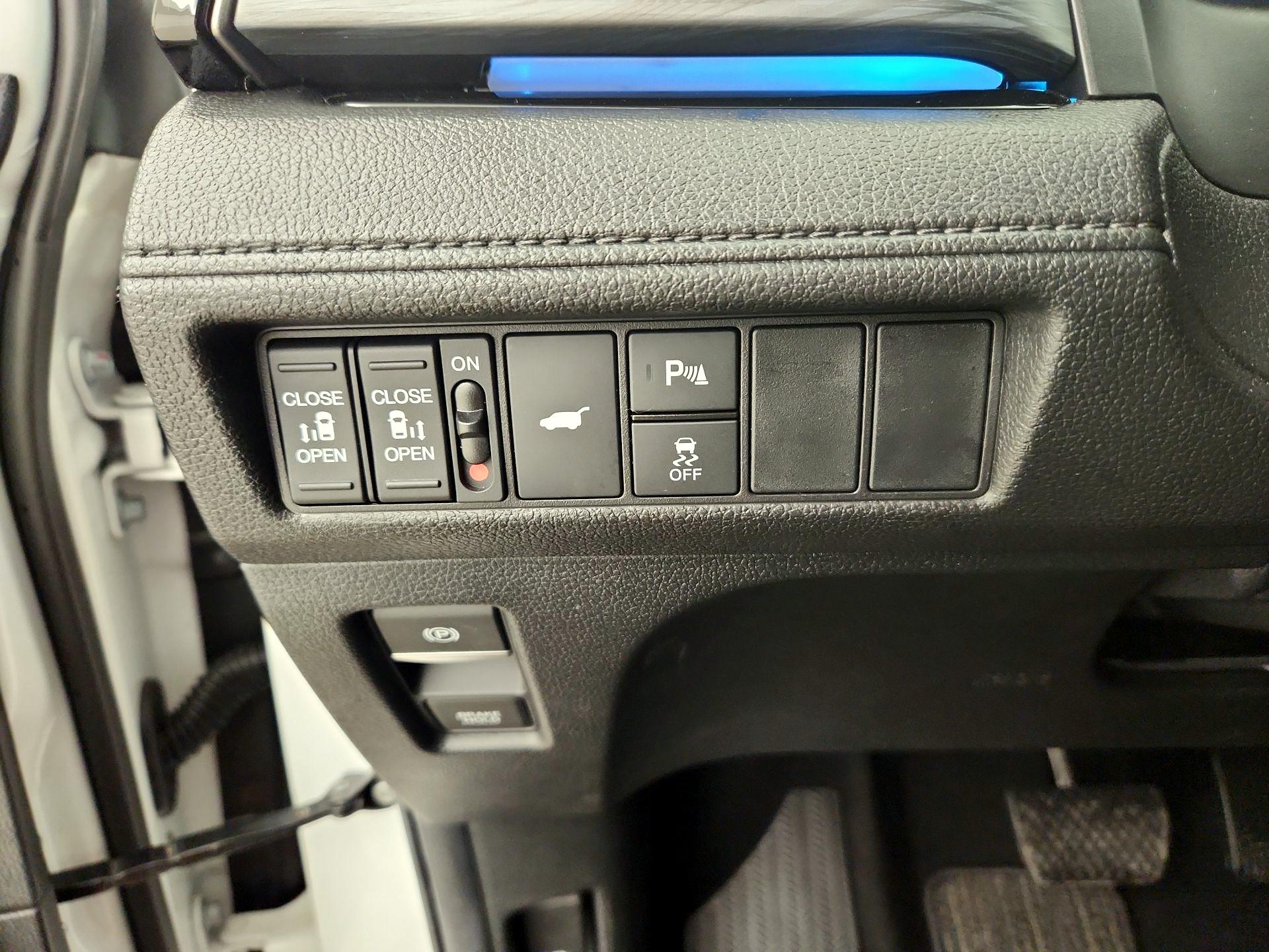 Thumbnail: 2025 Honda Odyssey - 13