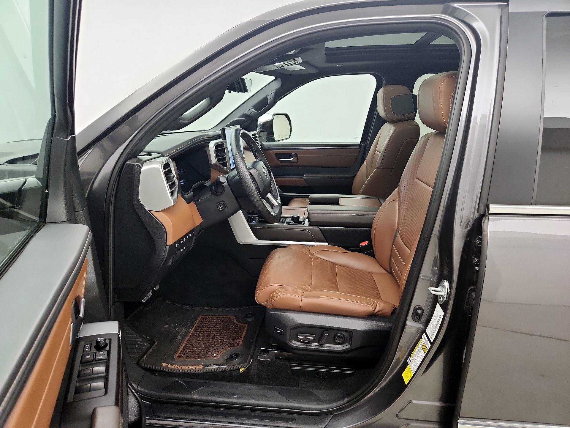 Thumbnail: 2024 Toyota Tundra - 11