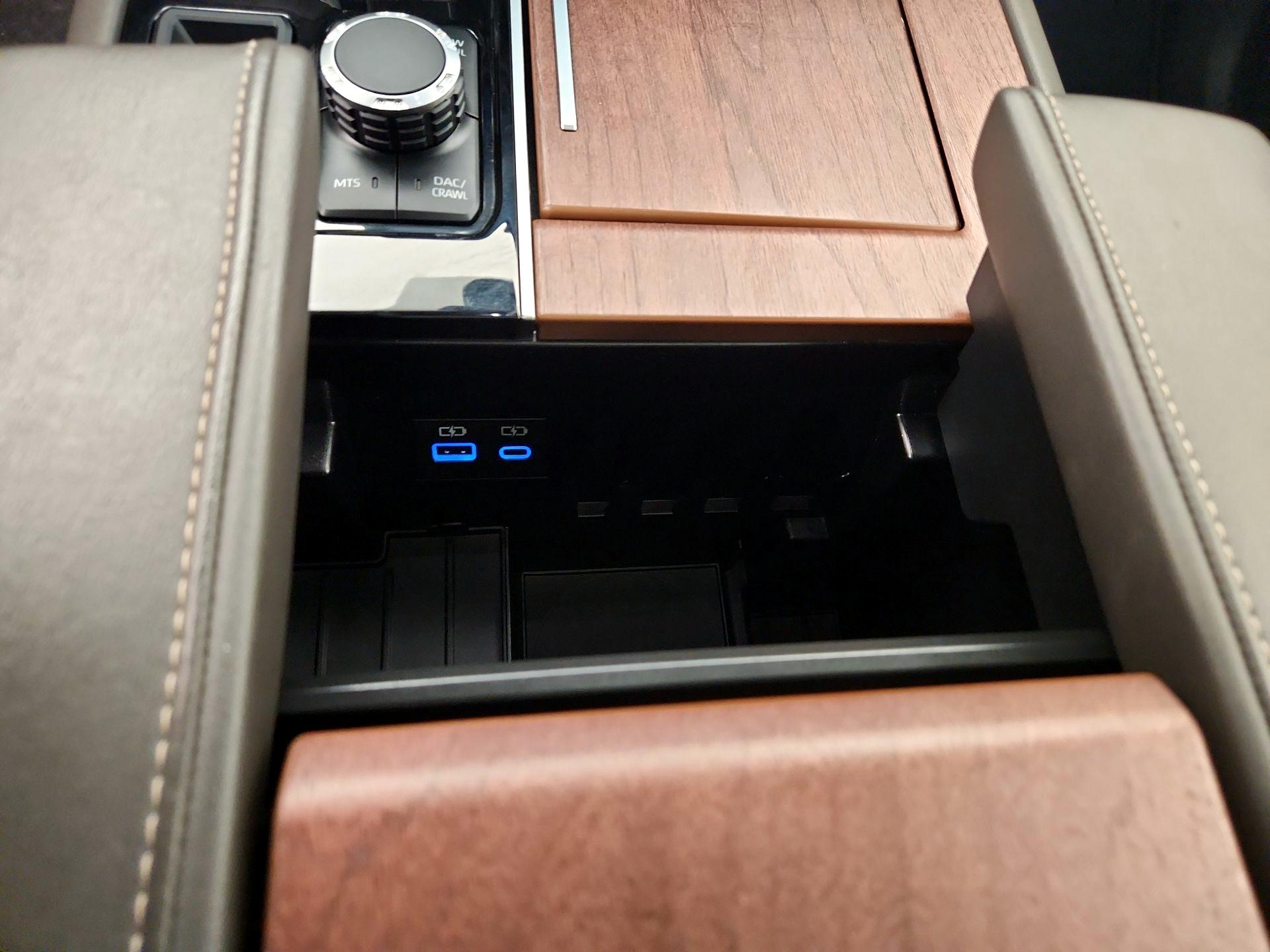 Thumbnail: 2024 Toyota Tundra - 19