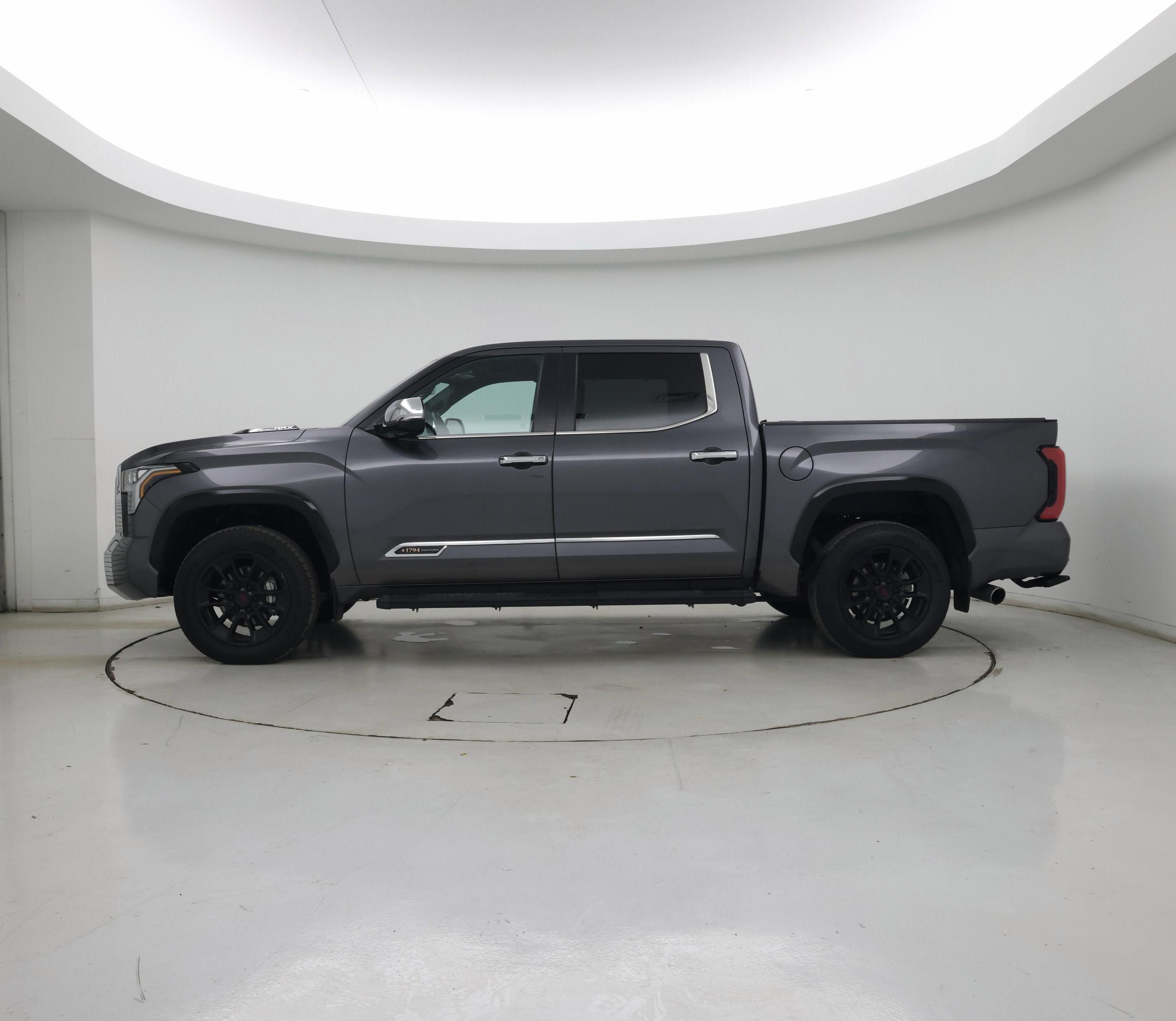 Thumbnail: 2024 Toyota Tundra - 3