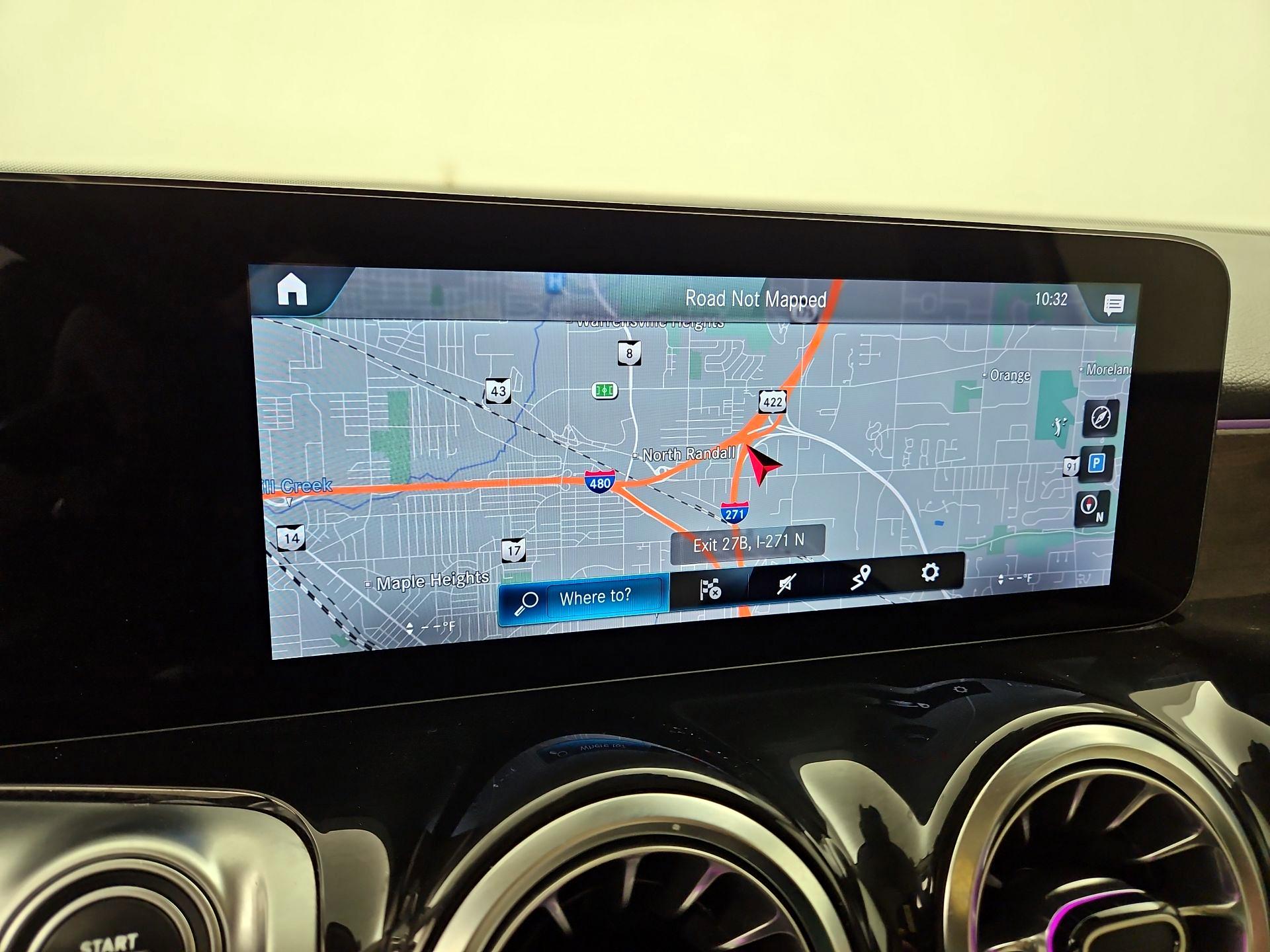 Thumbnail: 2022 Mercedes-Benz GLB - 14