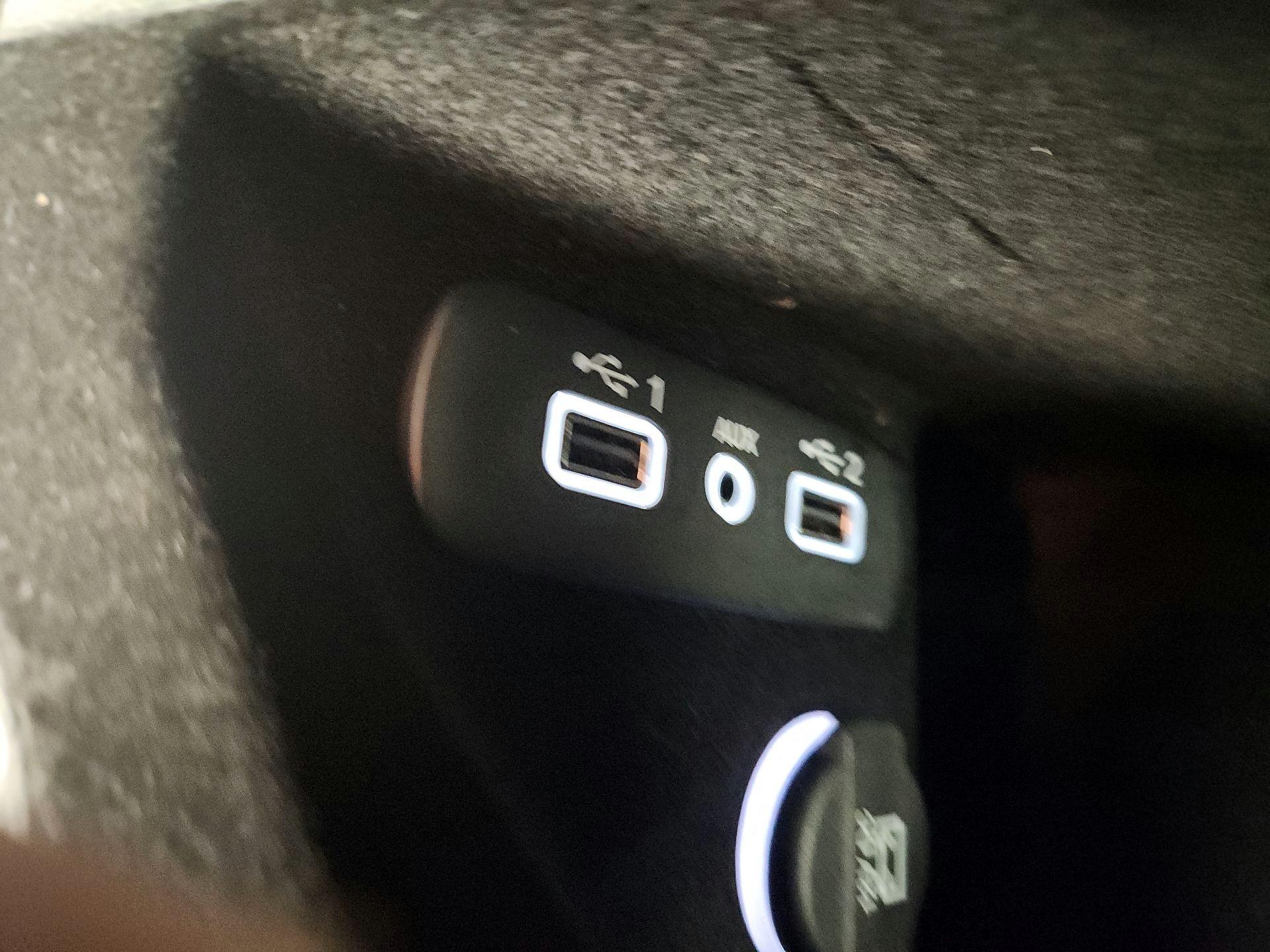 Thumbnail: 2021 Dodge Challenger - 18