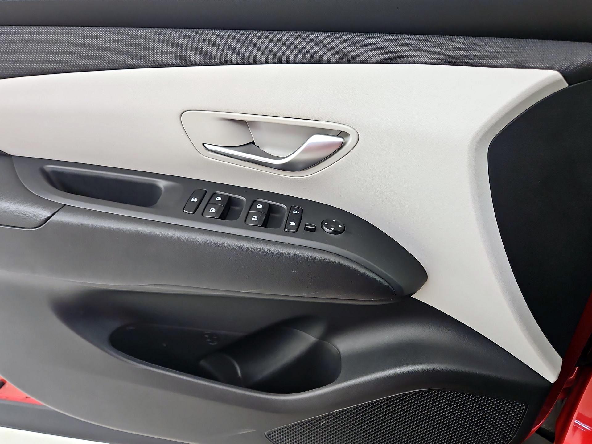 Thumbnail: 2023 Hyundai Tucson - 12