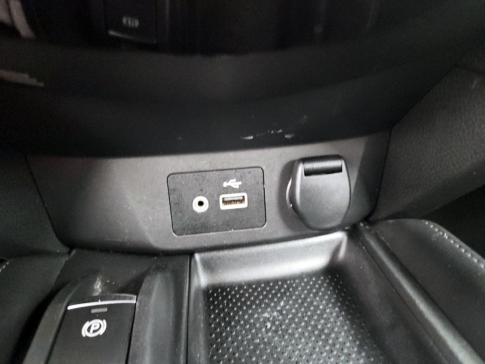 Thumbnail: 2019 Nissan Rogue - 19