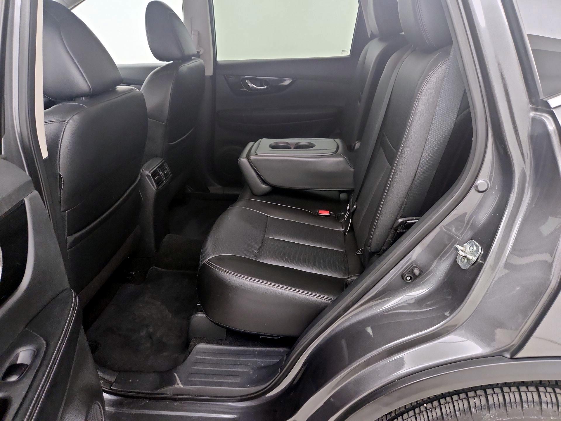 Thumbnail: 2019 Nissan Rogue - 20