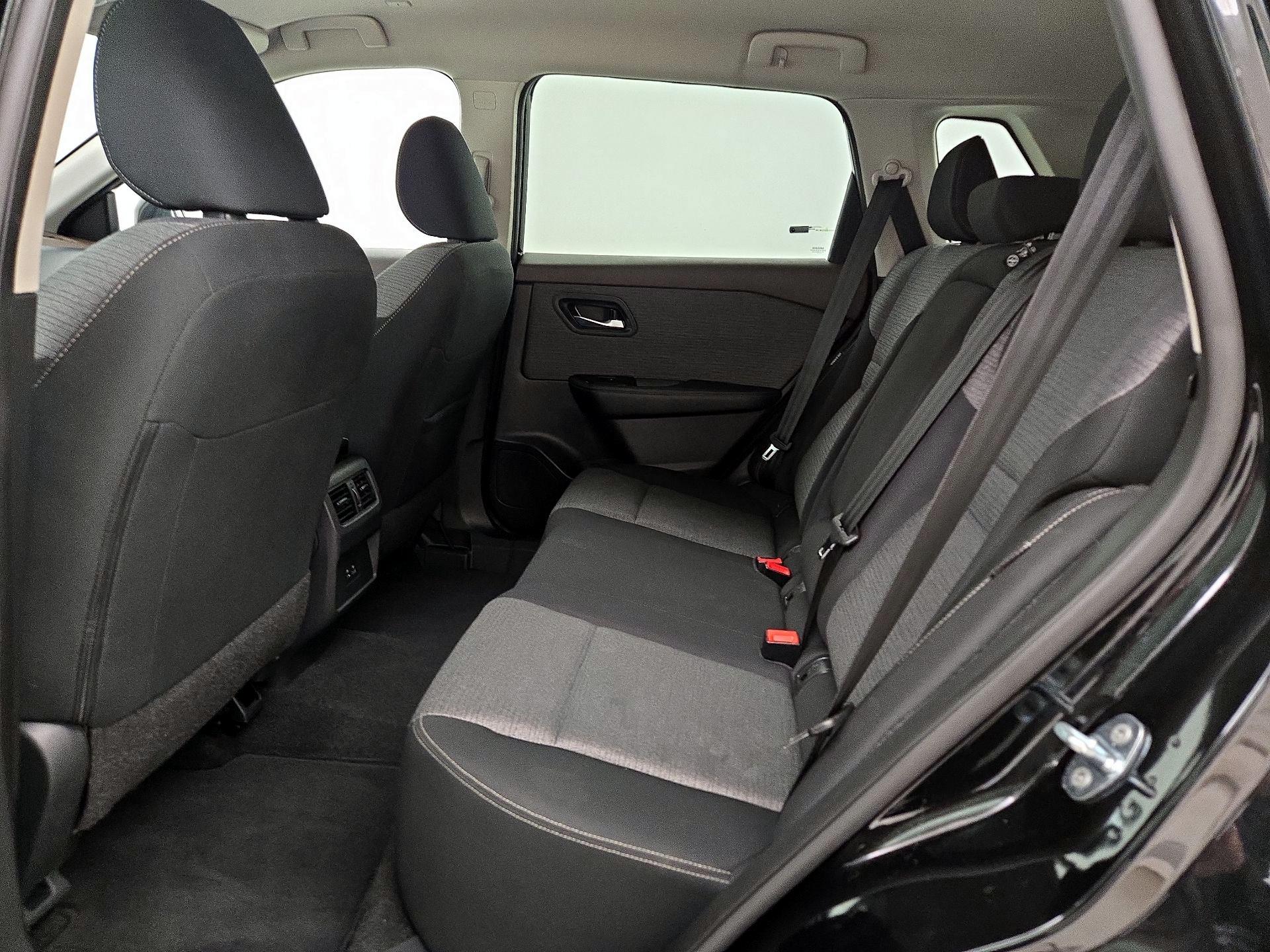 Thumbnail: 2023 Nissan Rogue - 19