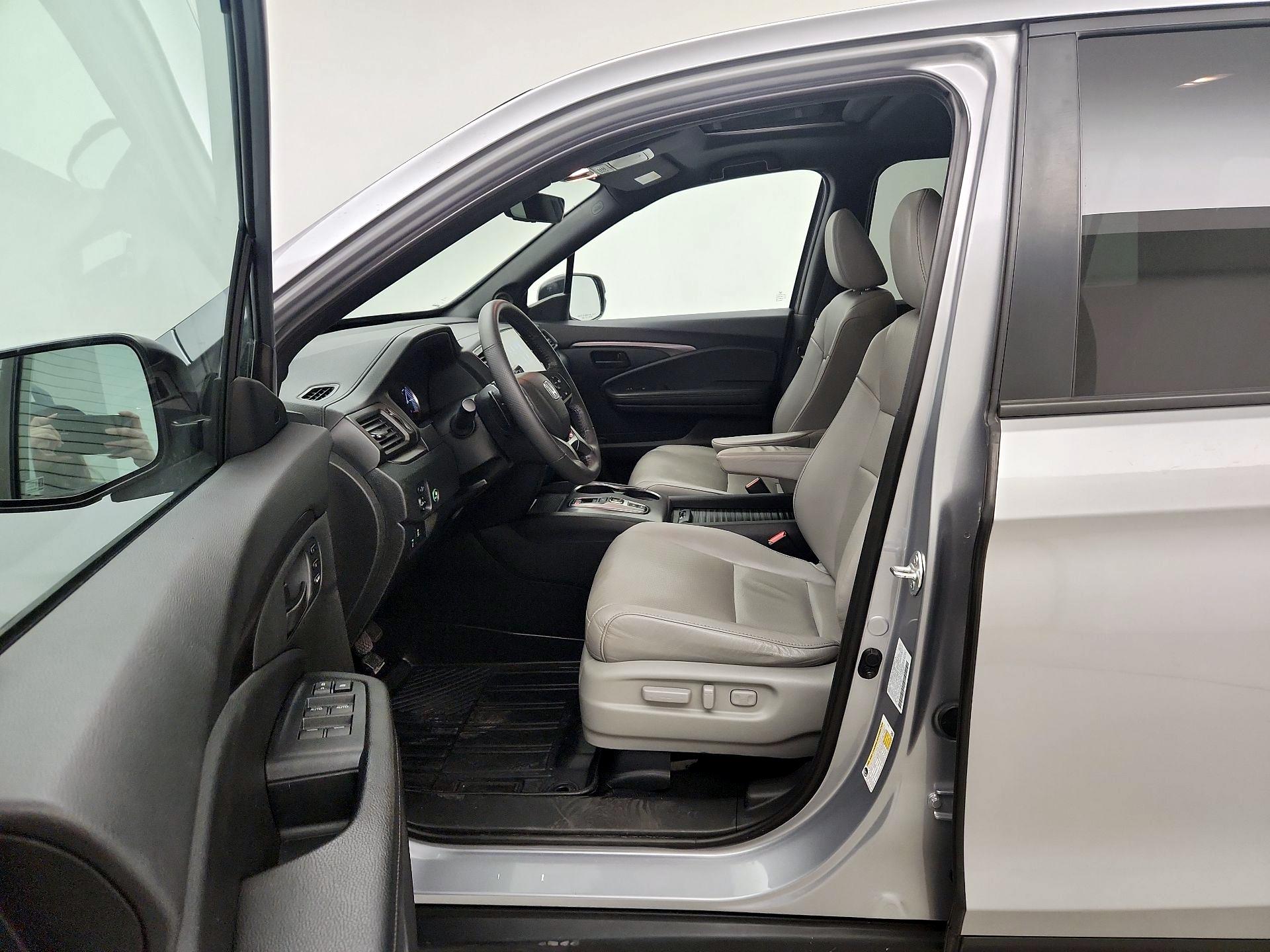 Thumbnail: 2023 Honda Passport - 11