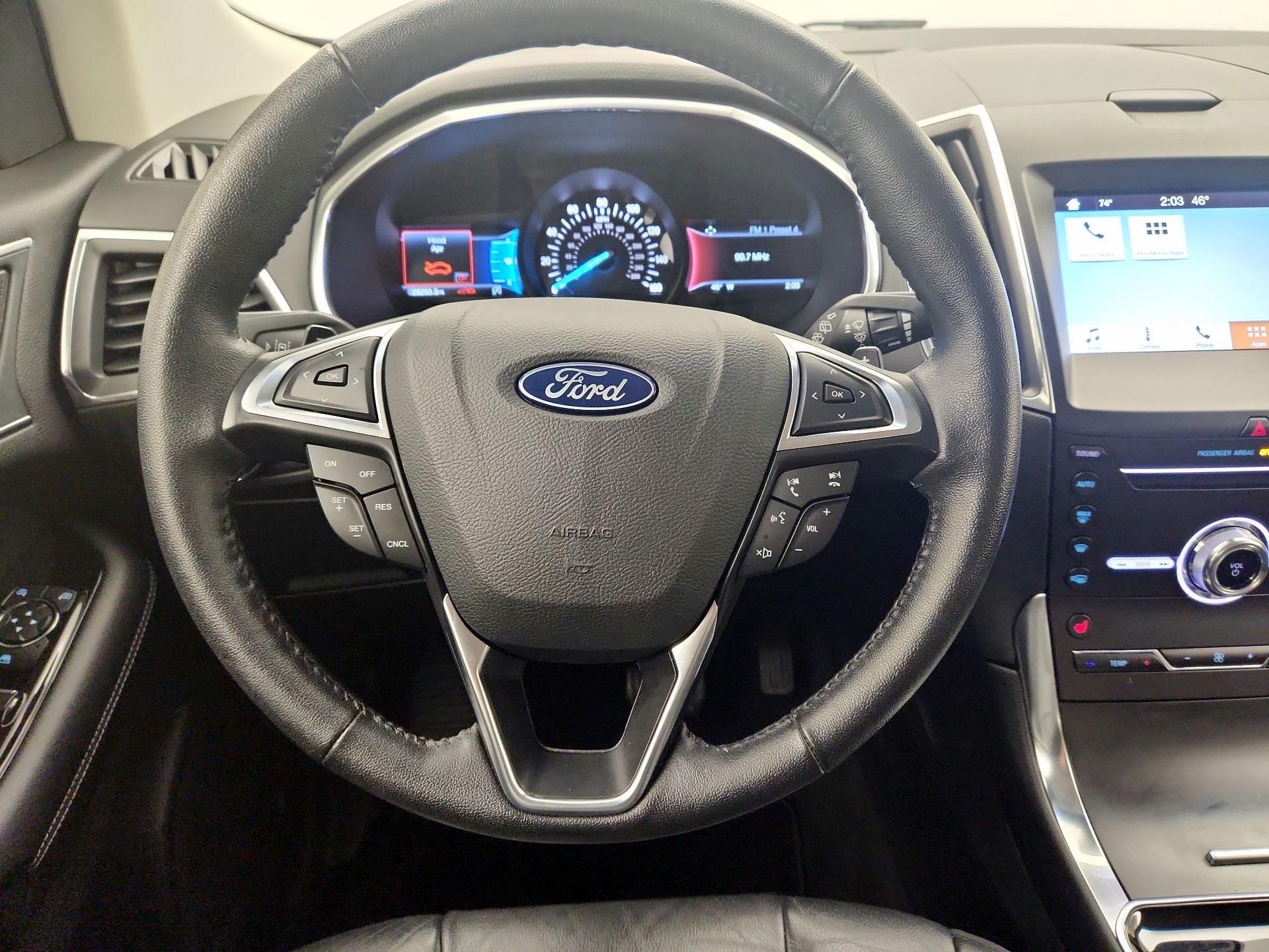 Thumbnail: 2019 Ford Edge - 10
