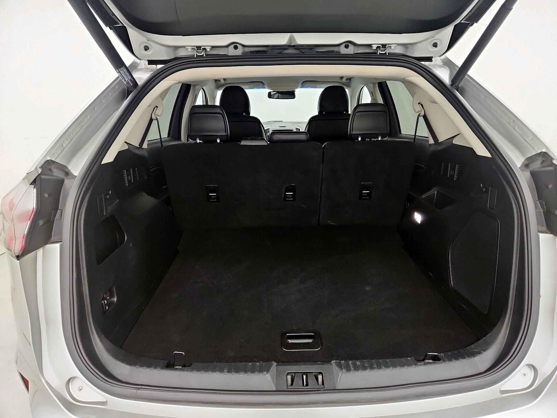 Thumbnail: 2019 Ford Edge - 20