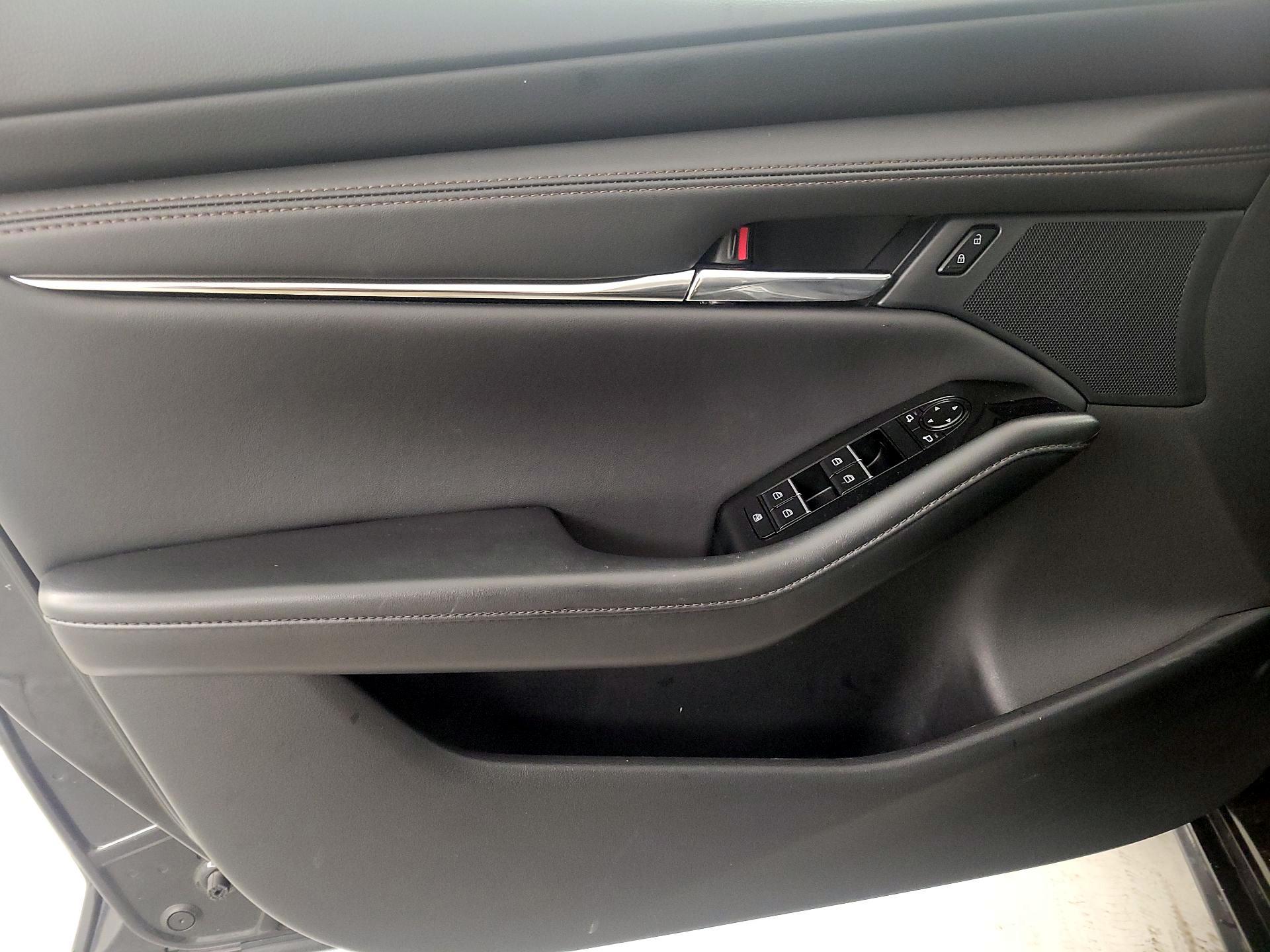 Thumbnail: 2025 Mazda Mazda3 - 12