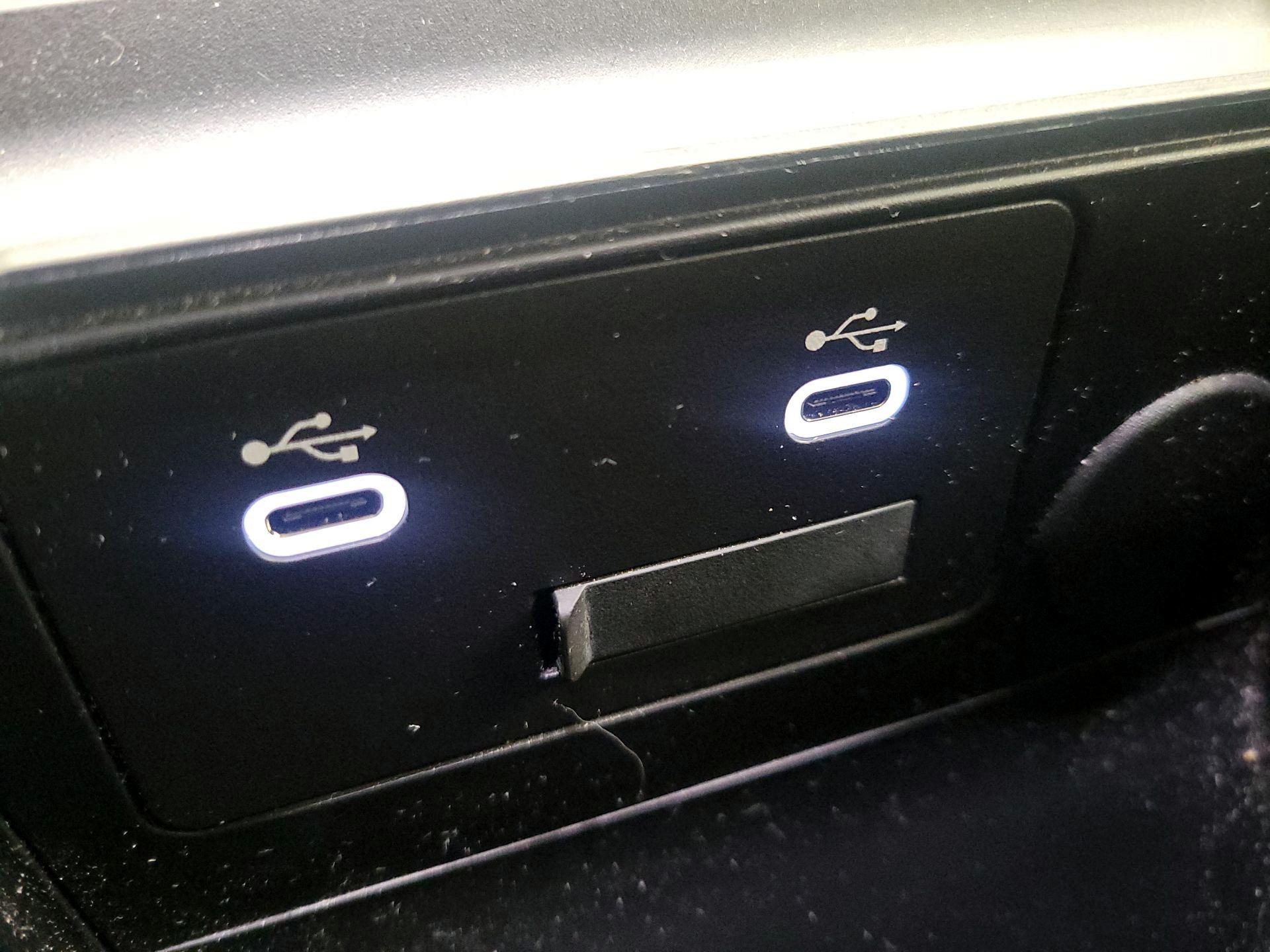 Thumbnail: 2025 Mazda Mazda3 - 18