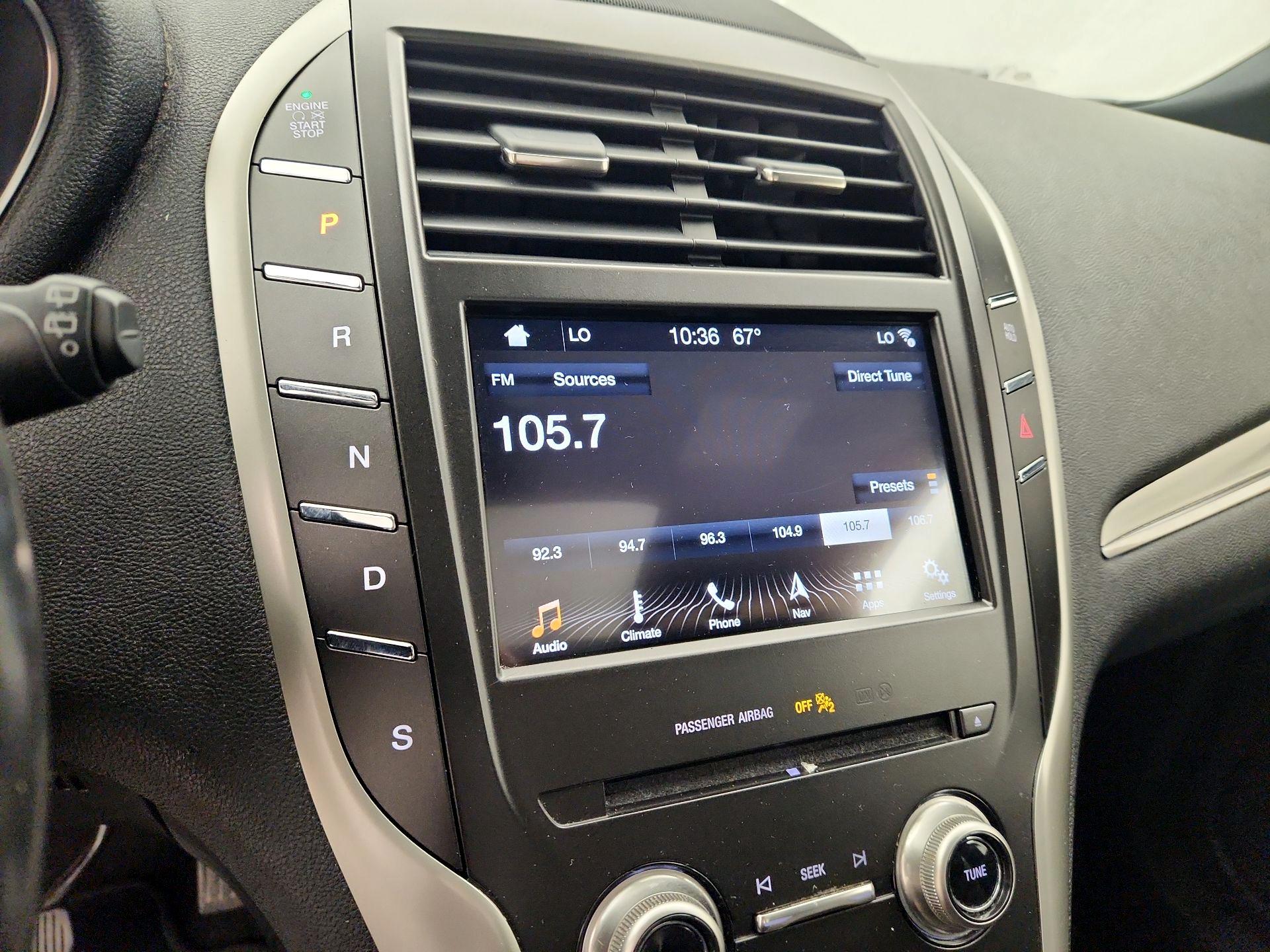 Thumbnail: 2019 Lincoln MKC - 16