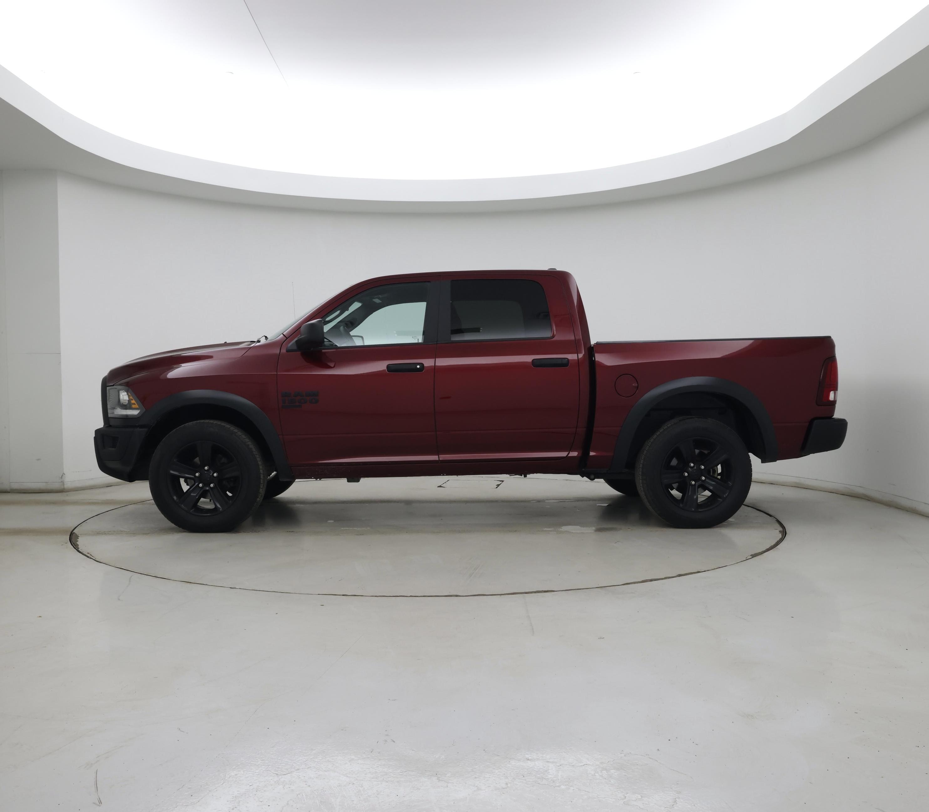 Thumbnail: 2024 RAM 1500 Classic - 3