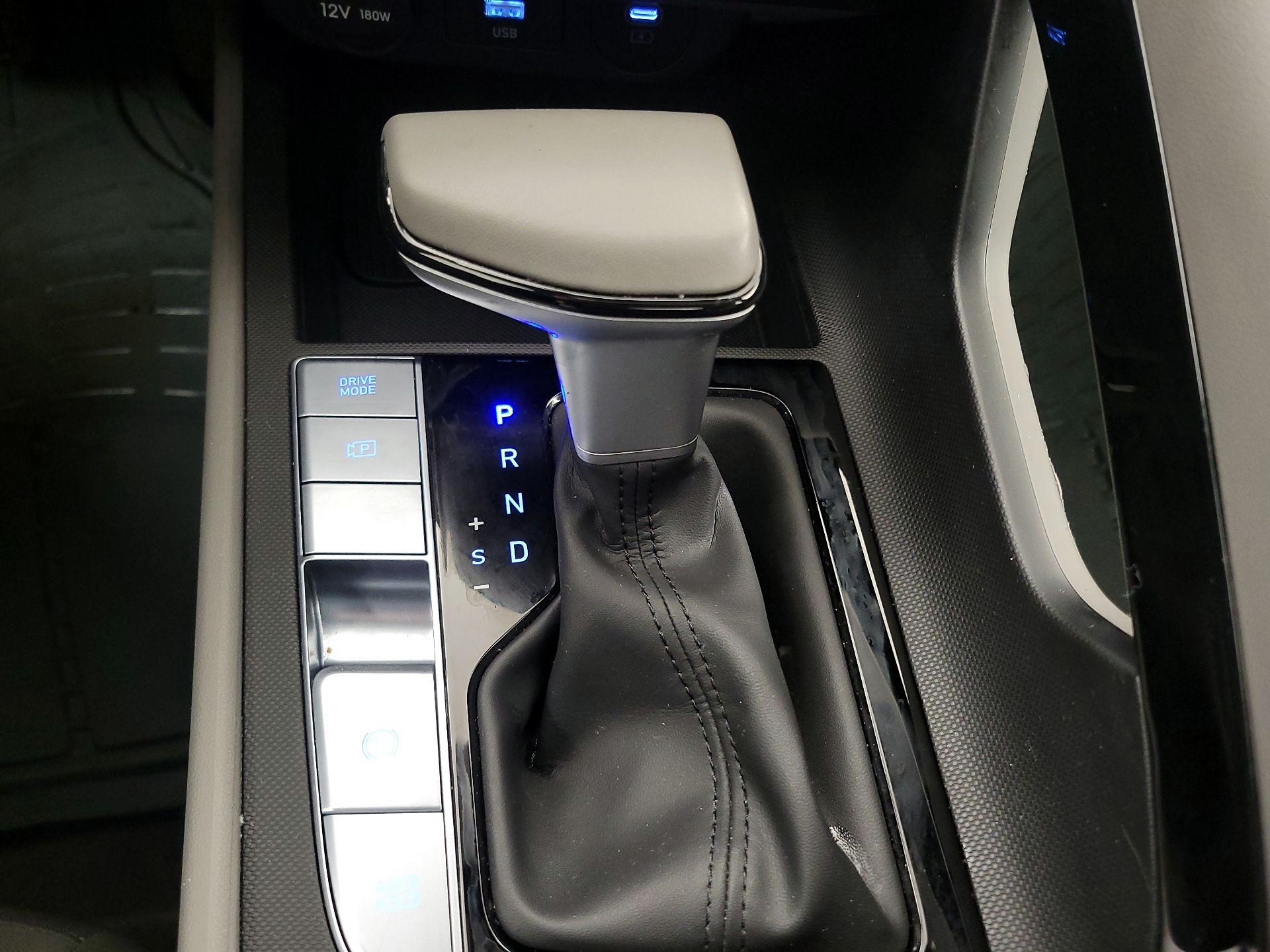 Thumbnail: 2025 Hyundai Elantra - 18