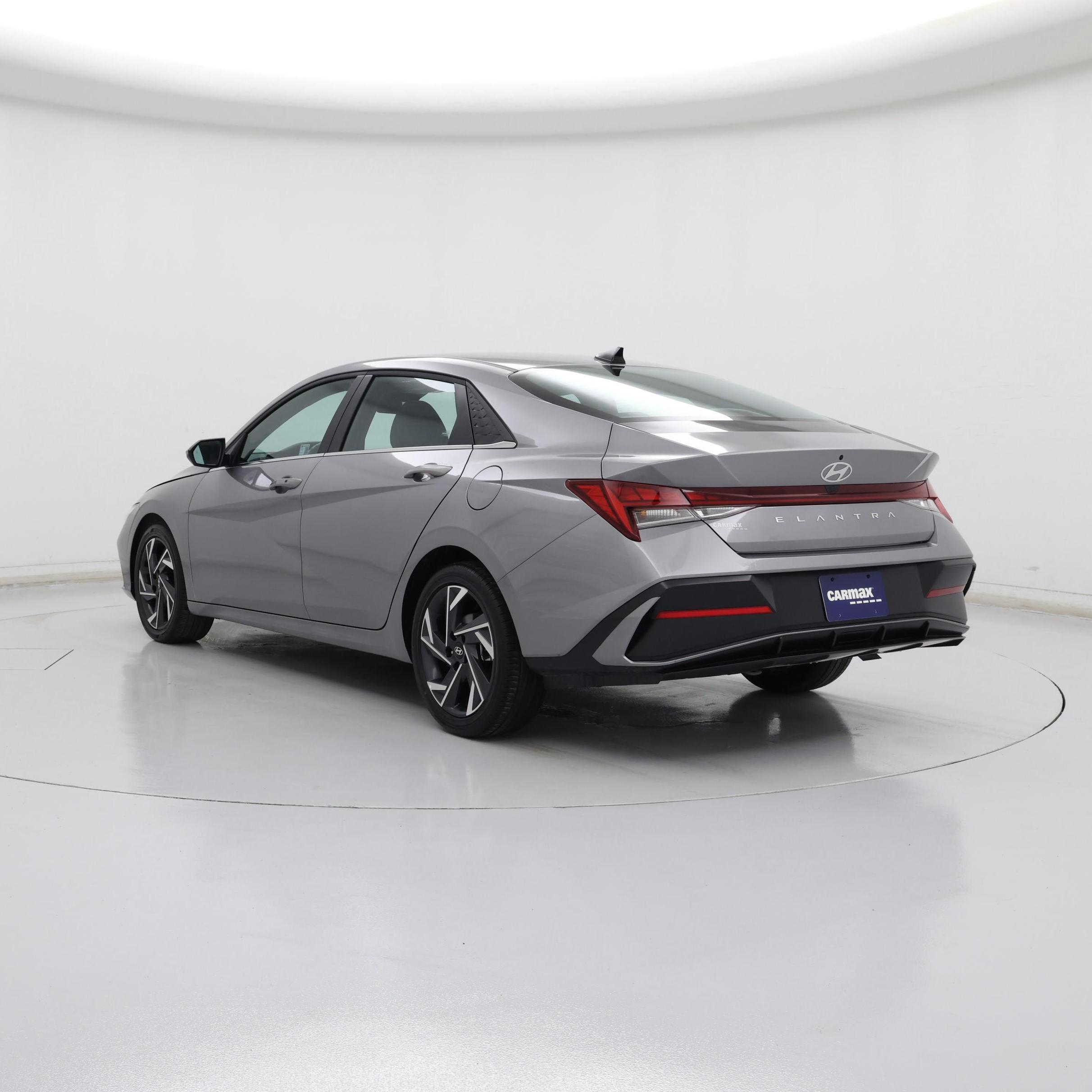 Thumbnail: 2025 Hyundai Elantra - 2