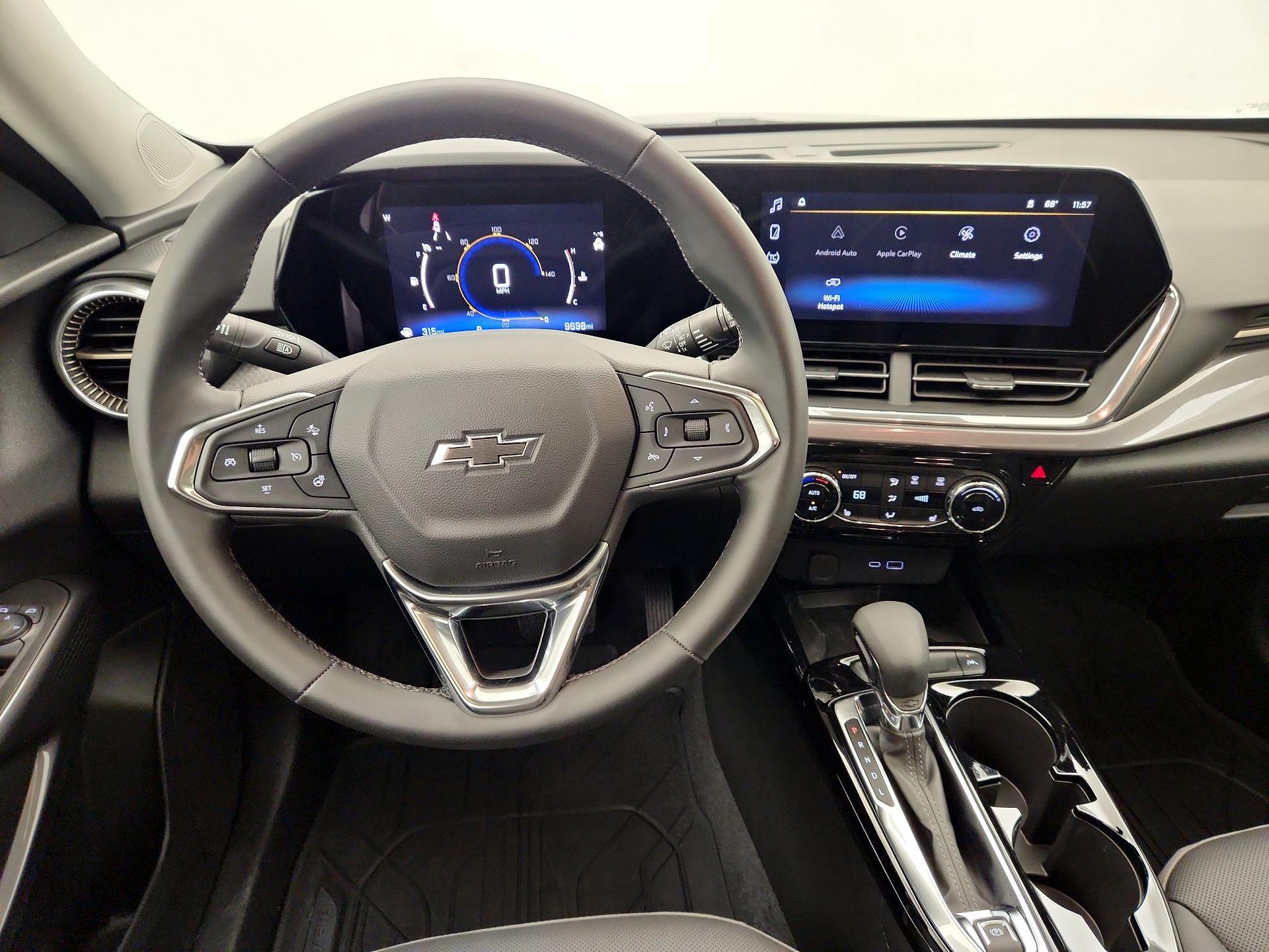 Thumbnail: 2025 Chevrolet Trax - 10