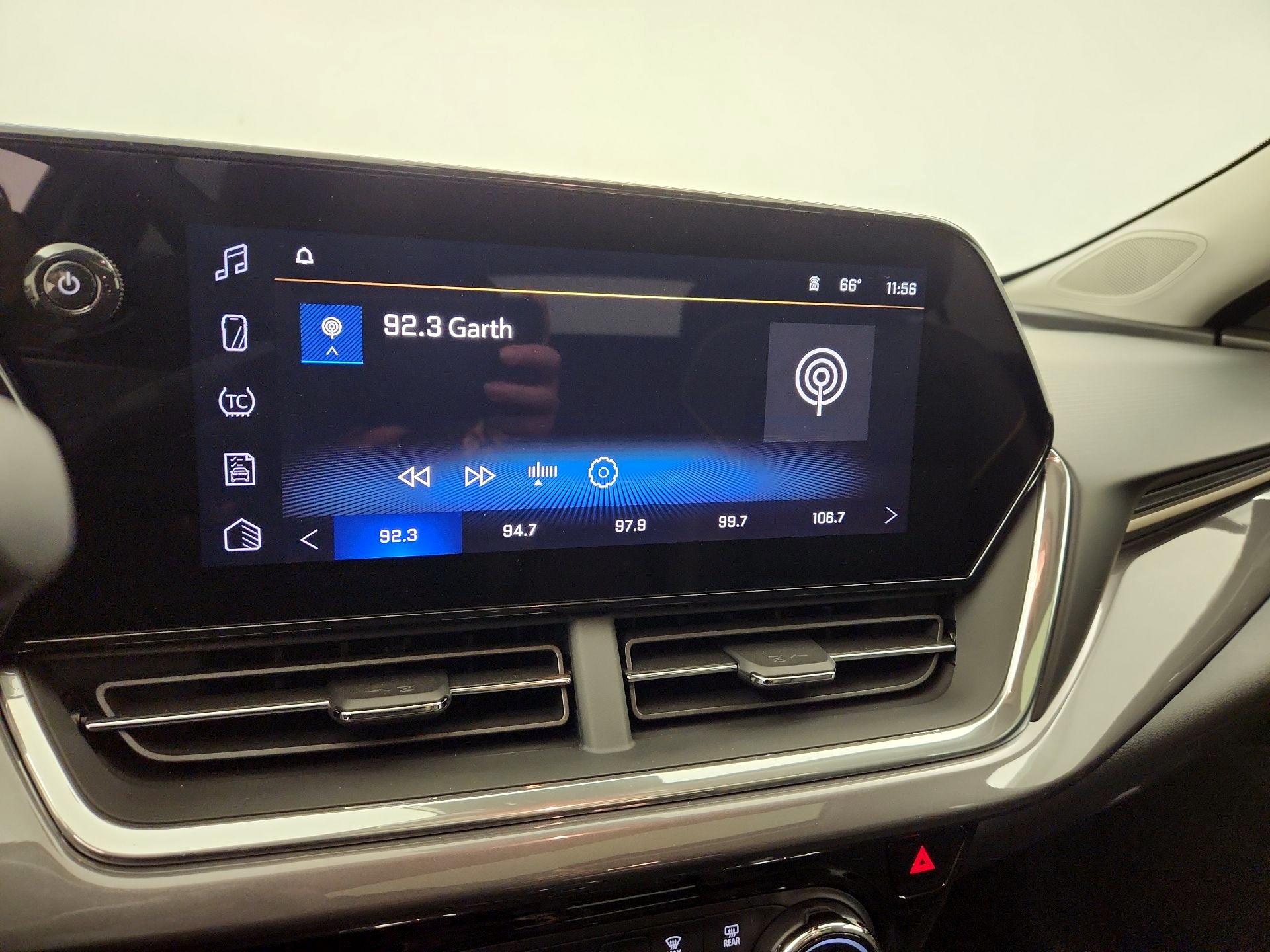 Thumbnail: 2025 Chevrolet Trax - 15