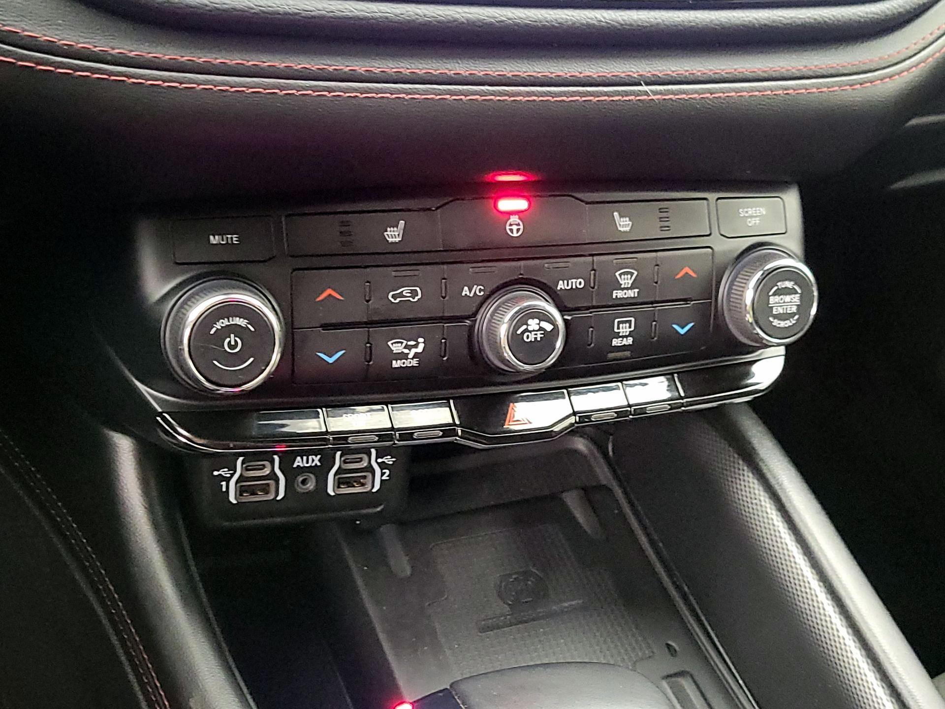 Thumbnail: 2022 Dodge Durango - 17