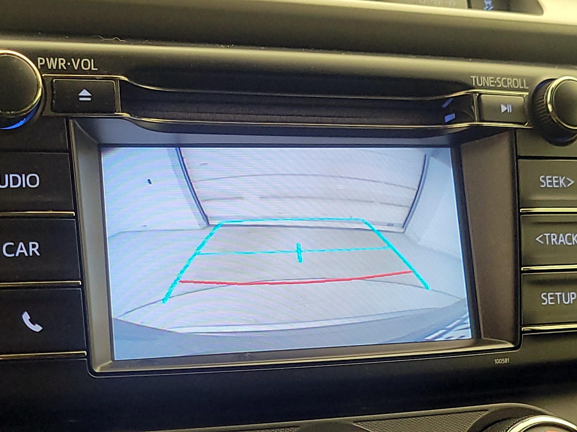 Thumbnail: 2018 Toyota RAV4 - 14