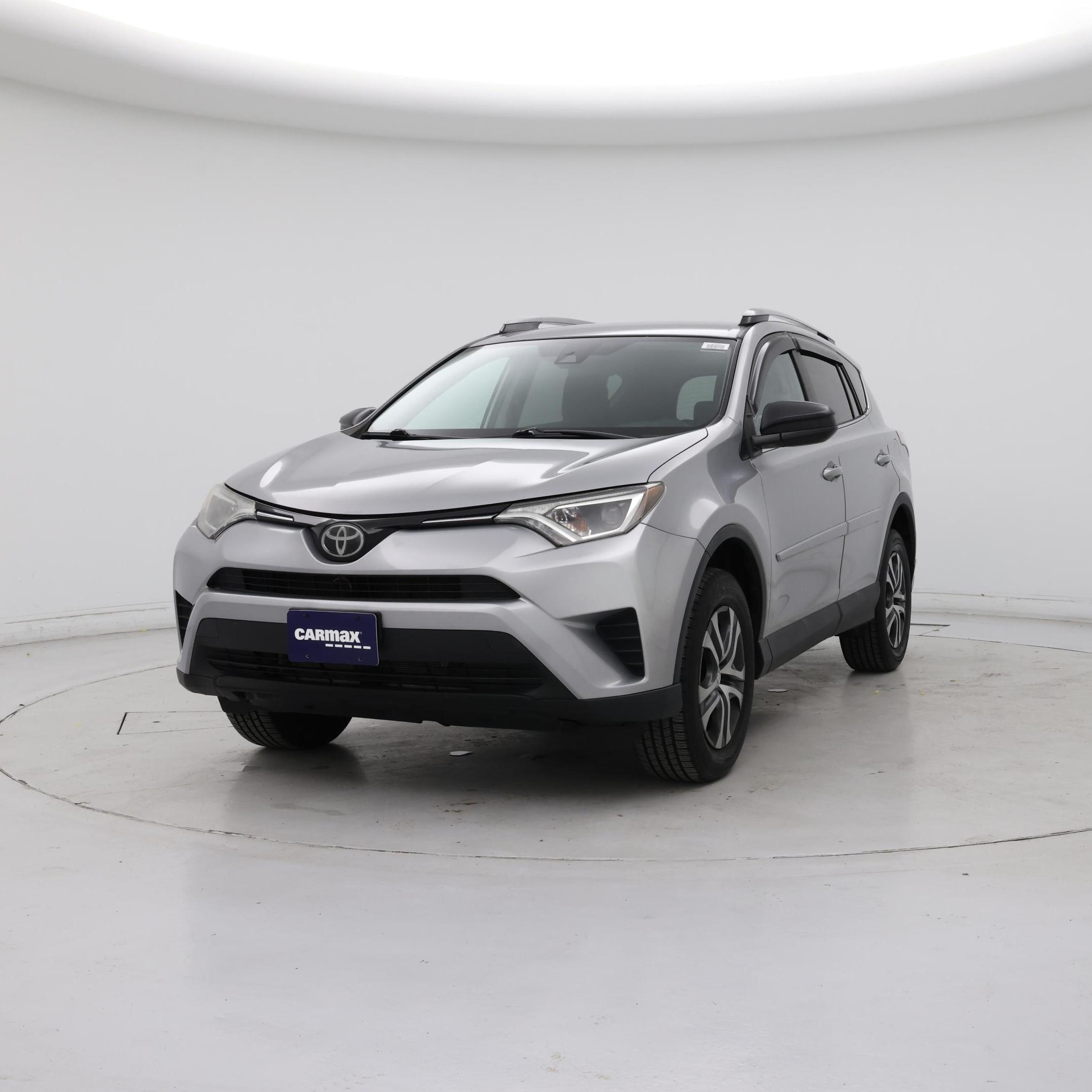 Thumbnail: 2018 Toyota RAV4 - 4