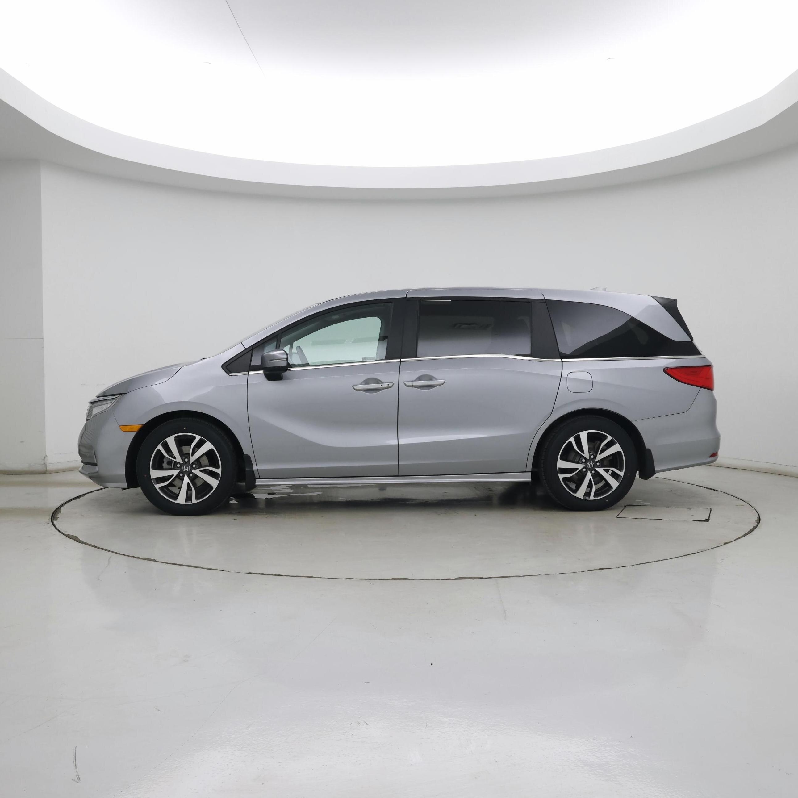 Thumbnail: 2024 Honda Odyssey - 3