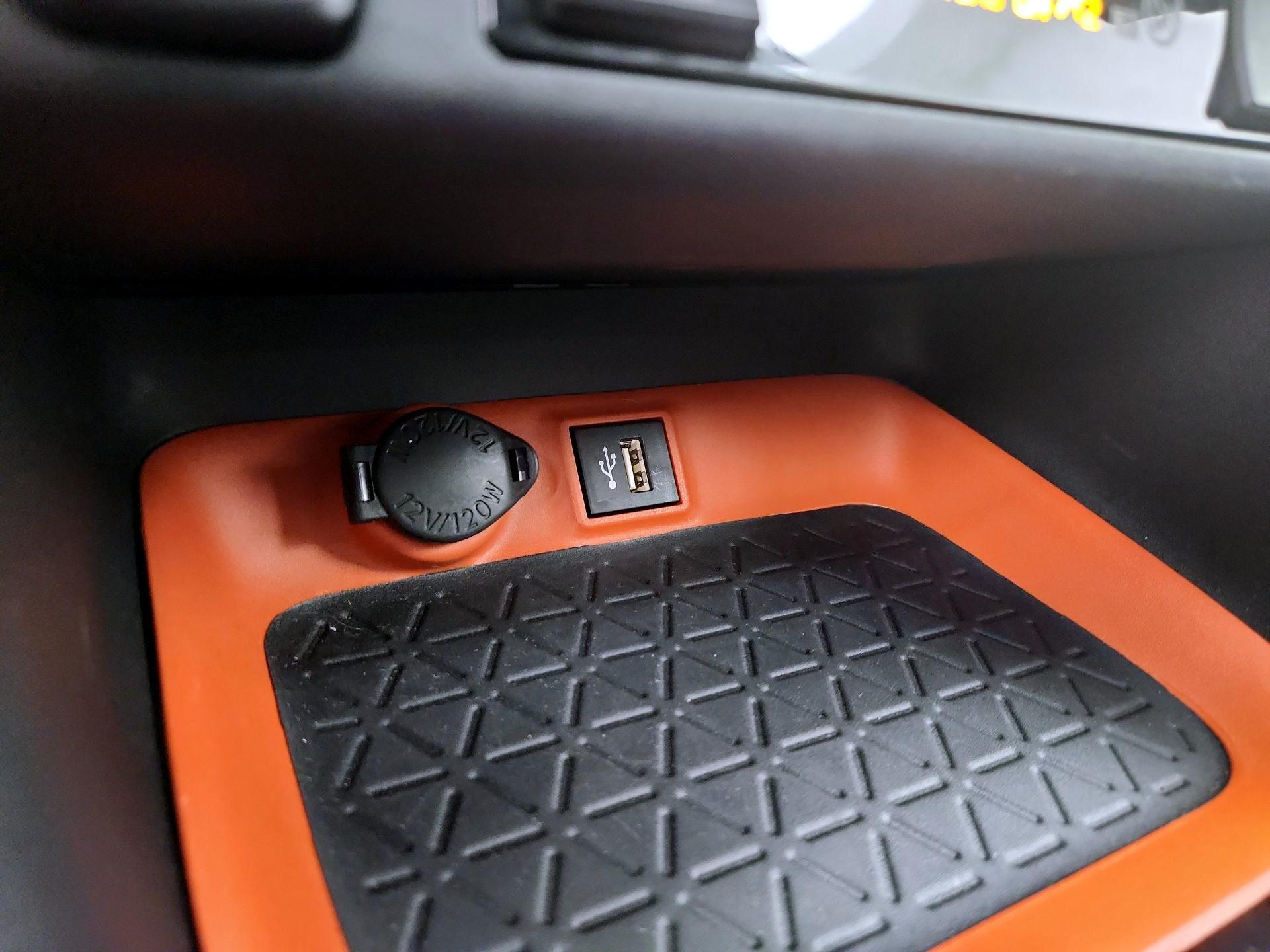 Thumbnail: 2023 Toyota RAV4 - 18