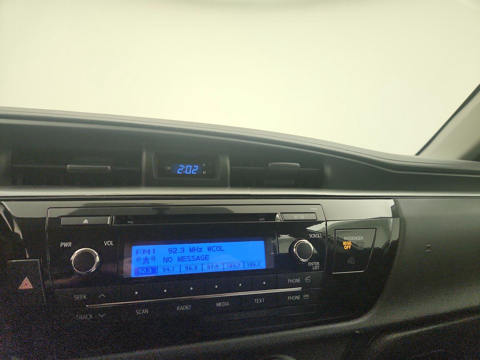Thumbnail: 2015 Toyota Corolla - 14
