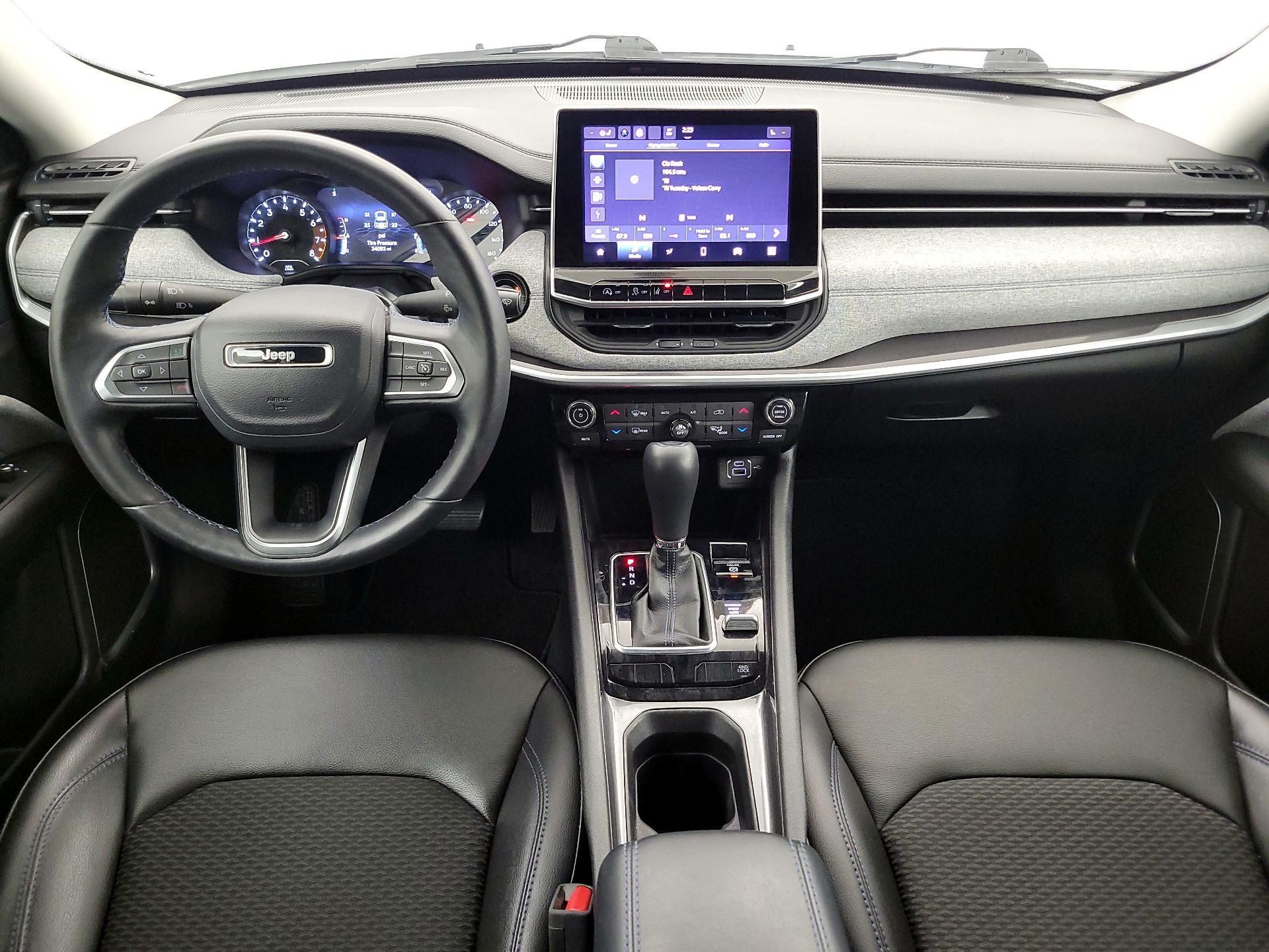 Thumbnail: 2022 Jeep Compass - 9