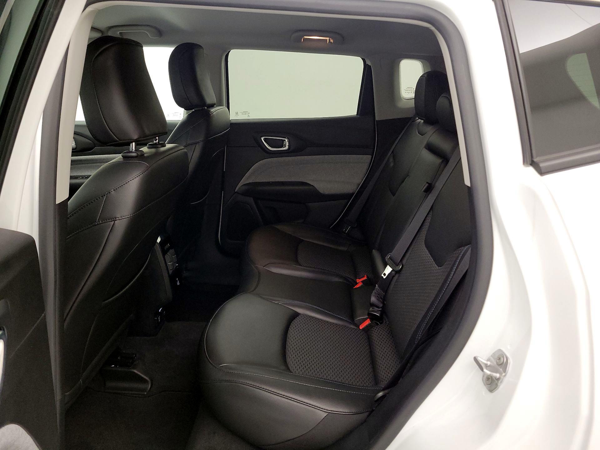 Thumbnail: 2022 Jeep Compass - 19