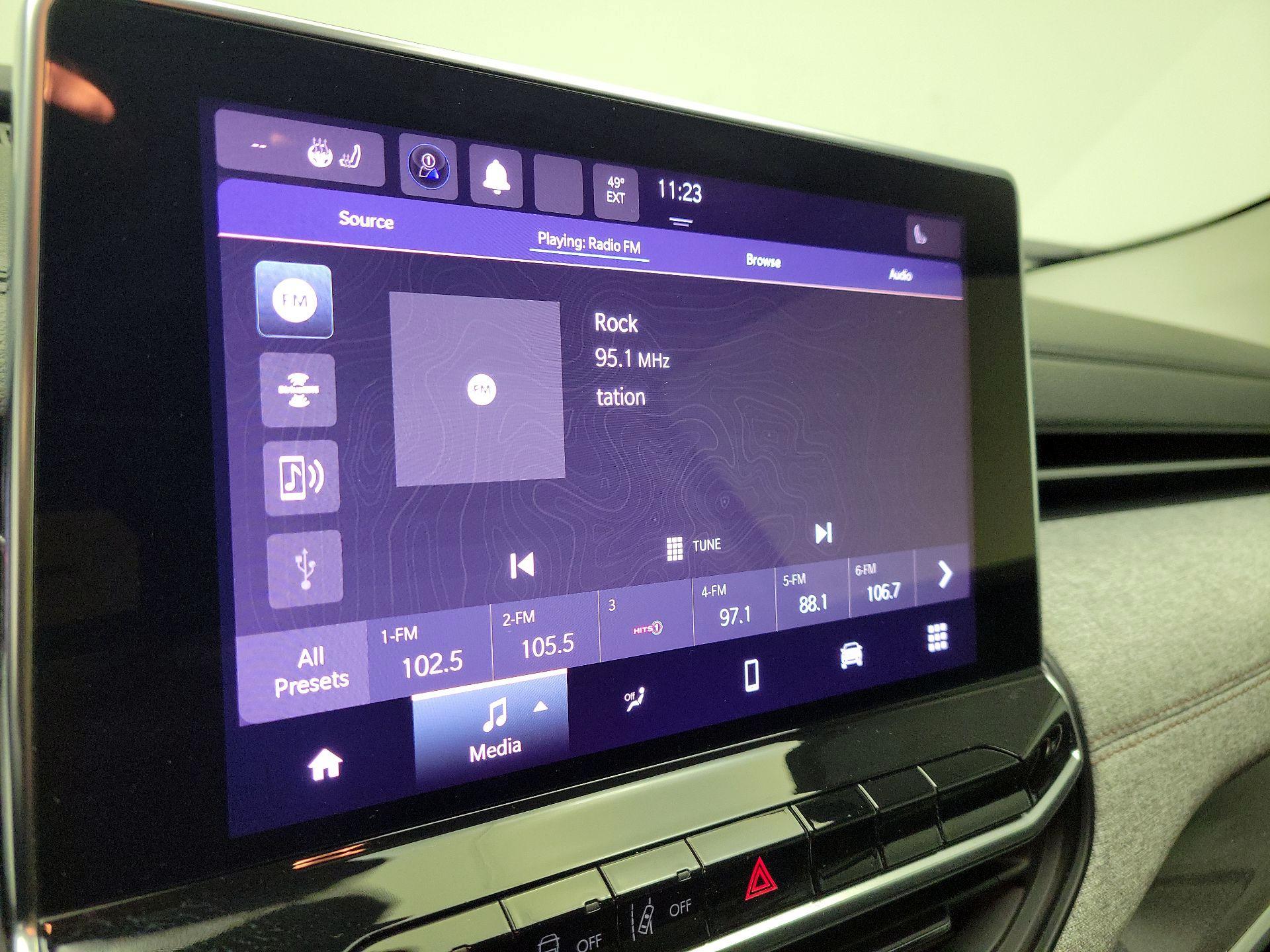 Thumbnail: 2022 Jeep Compass - 15