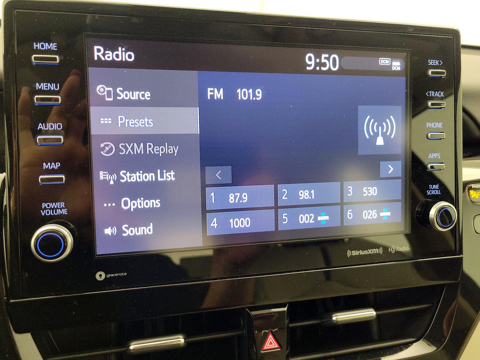 Thumbnail: 2022 Toyota Camry - 15