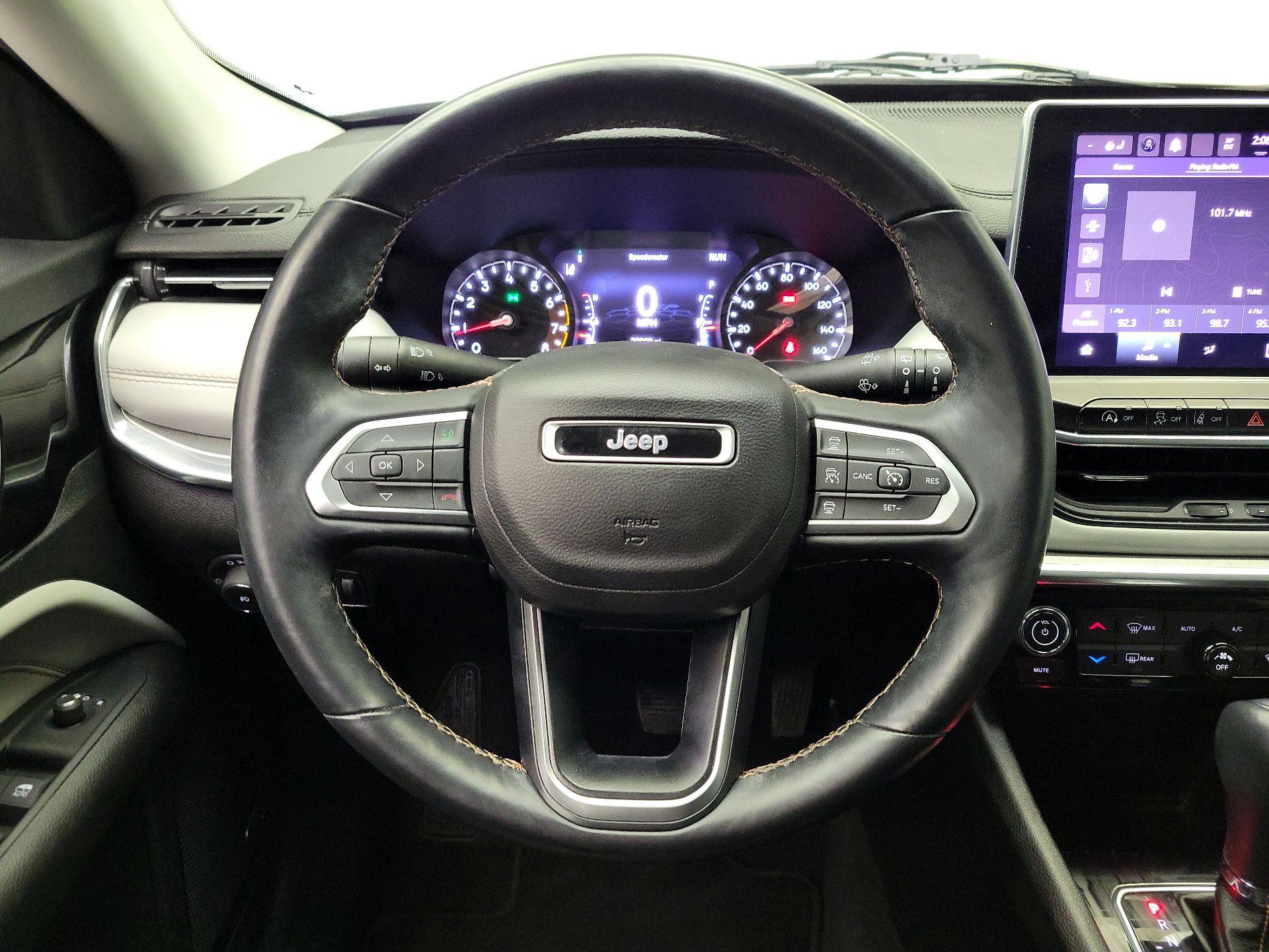 Thumbnail: 2022 Jeep Compass - 10