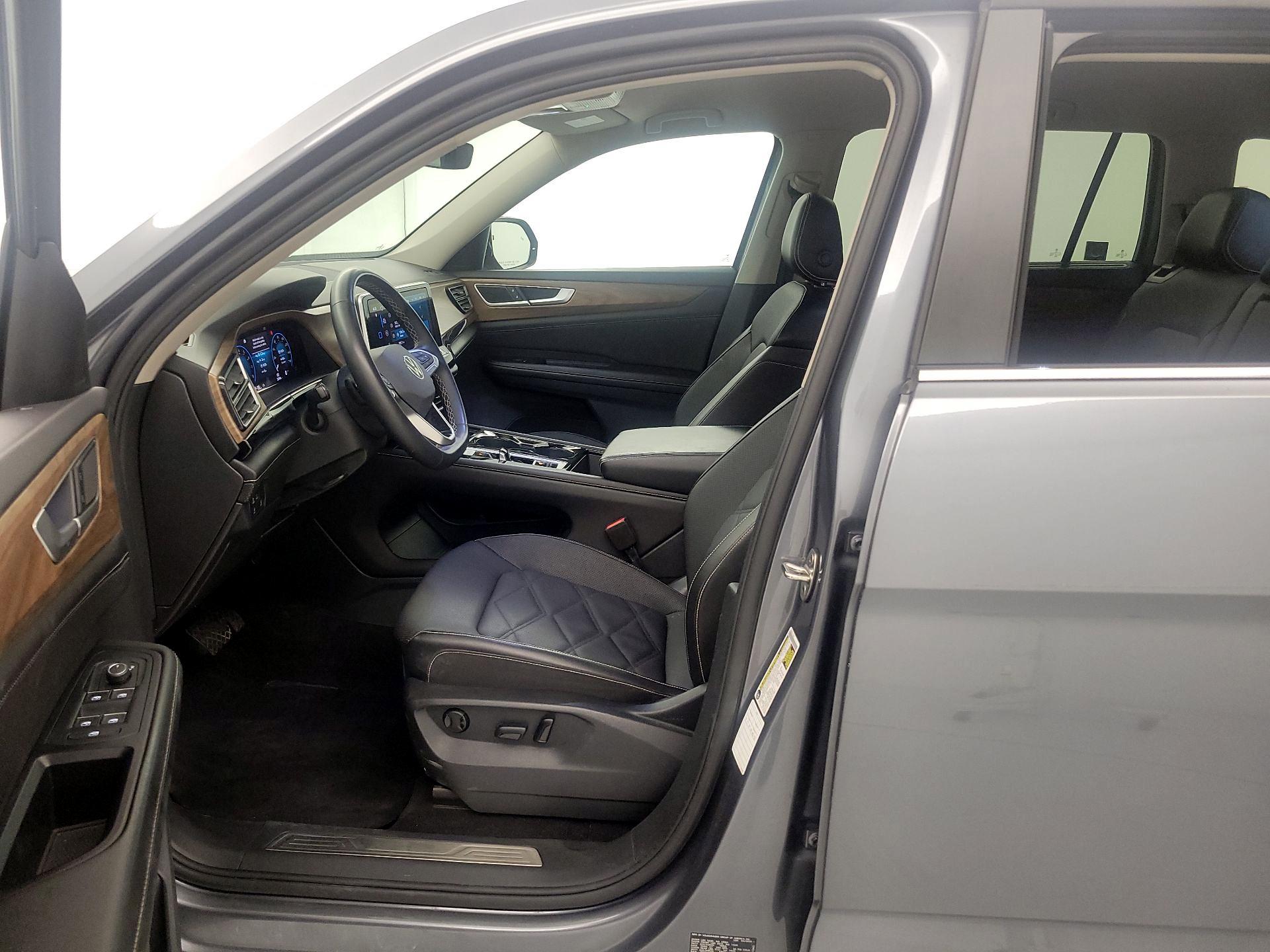 Thumbnail: 2024 Volkswagen Atlas - 11