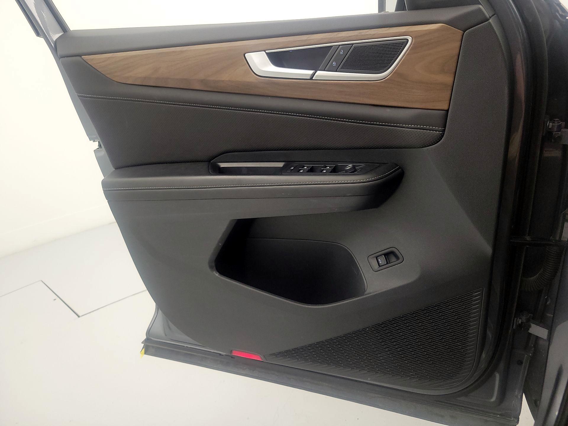 Thumbnail: 2024 Volkswagen Atlas - 12