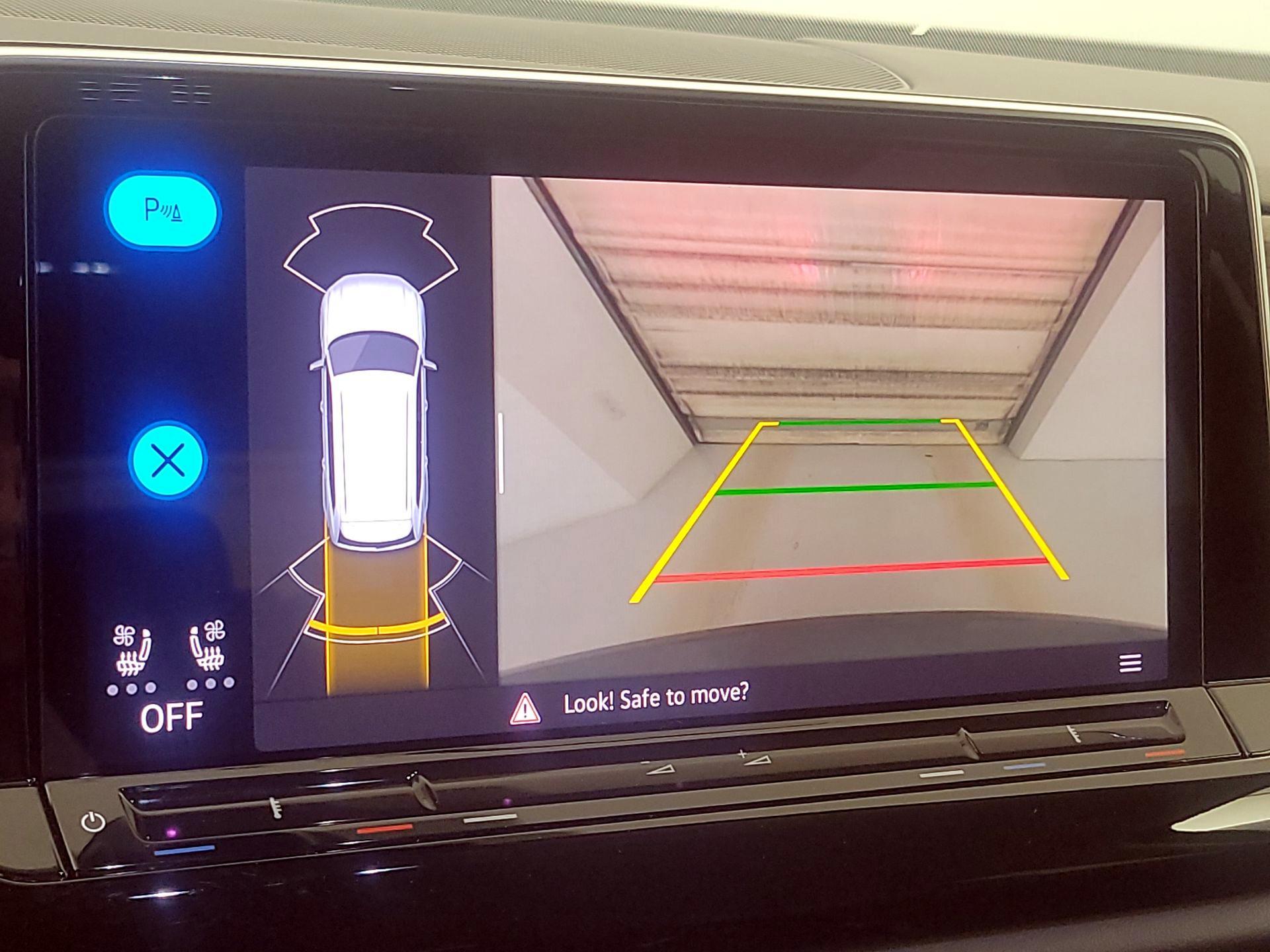 Thumbnail: 2024 Volkswagen Atlas - 14