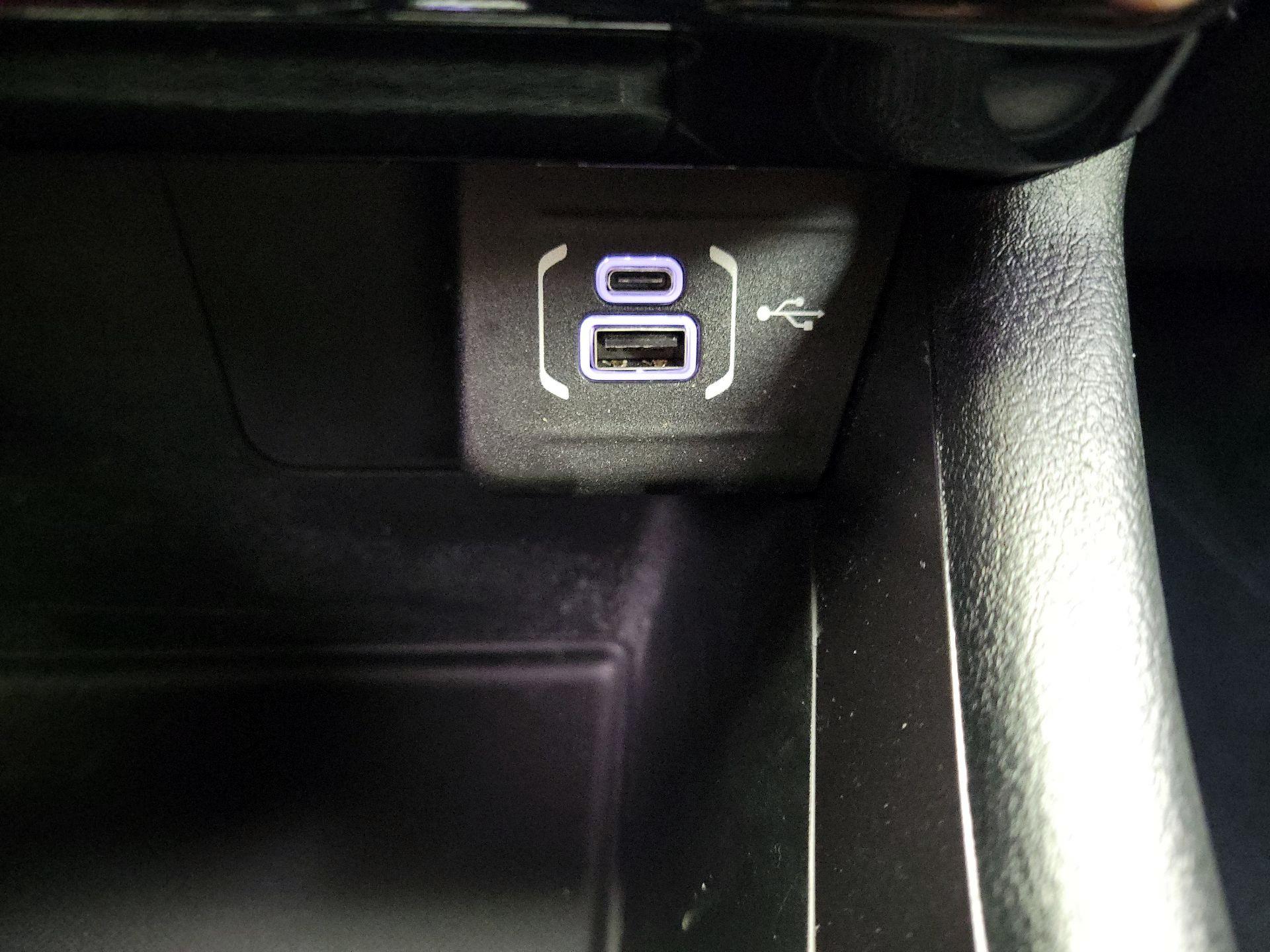 Thumbnail: 2023 Jeep Compass - 18