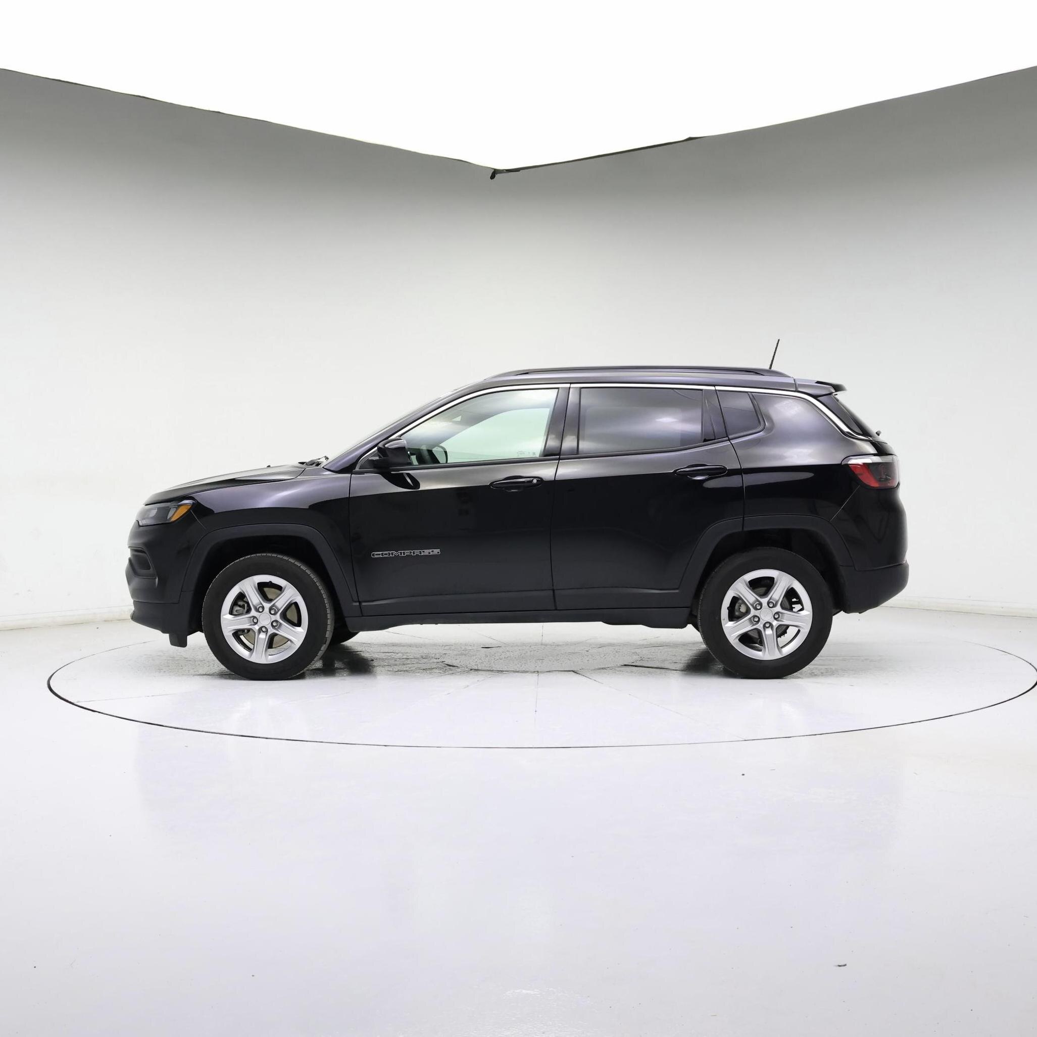 Thumbnail: 2023 Jeep Compass - 7