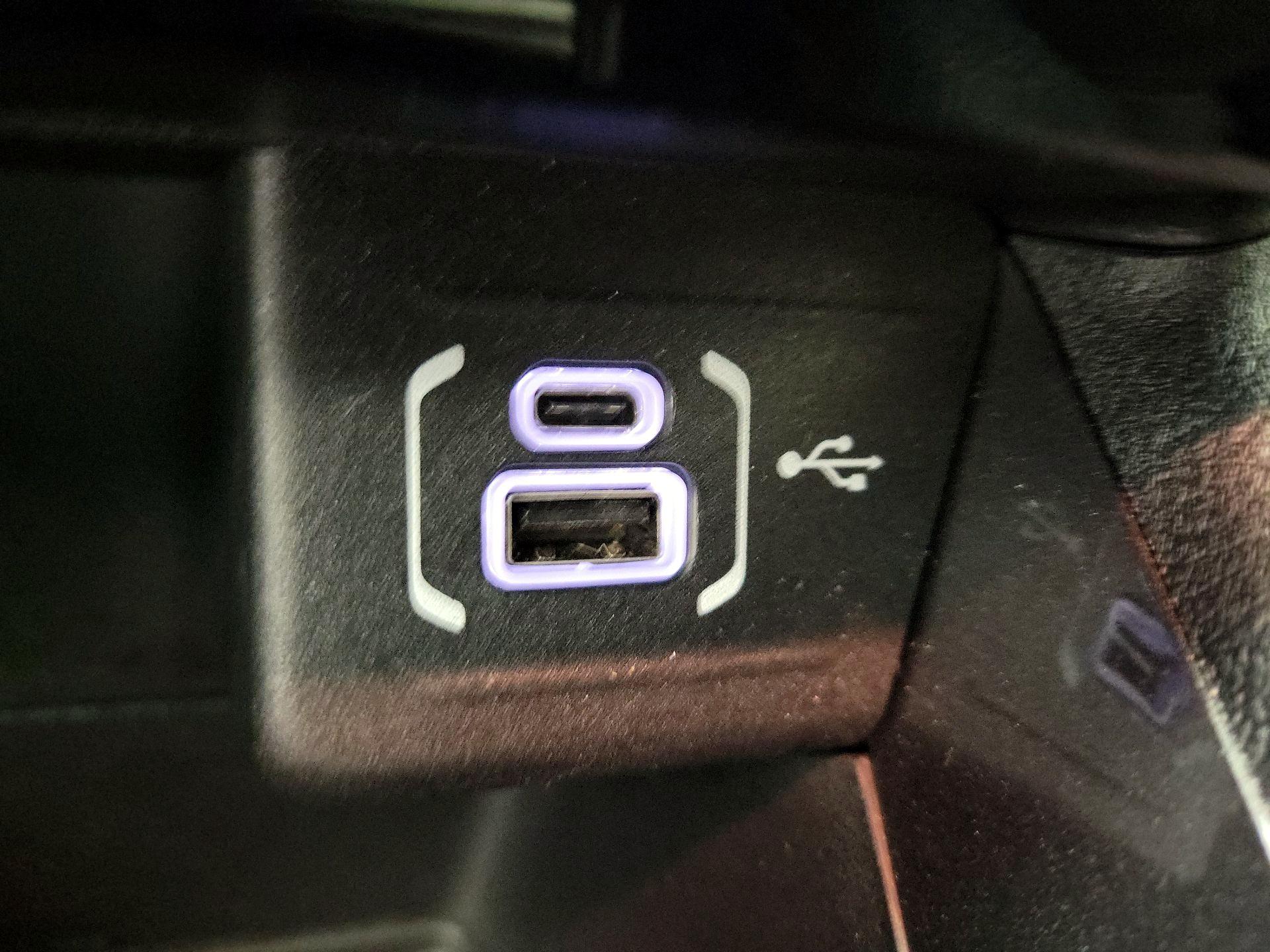 Thumbnail: 2023 Jeep Compass - 17