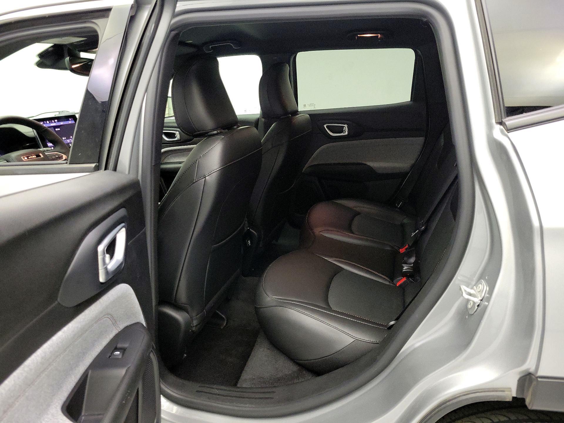 Thumbnail: 2023 Jeep Compass - 18