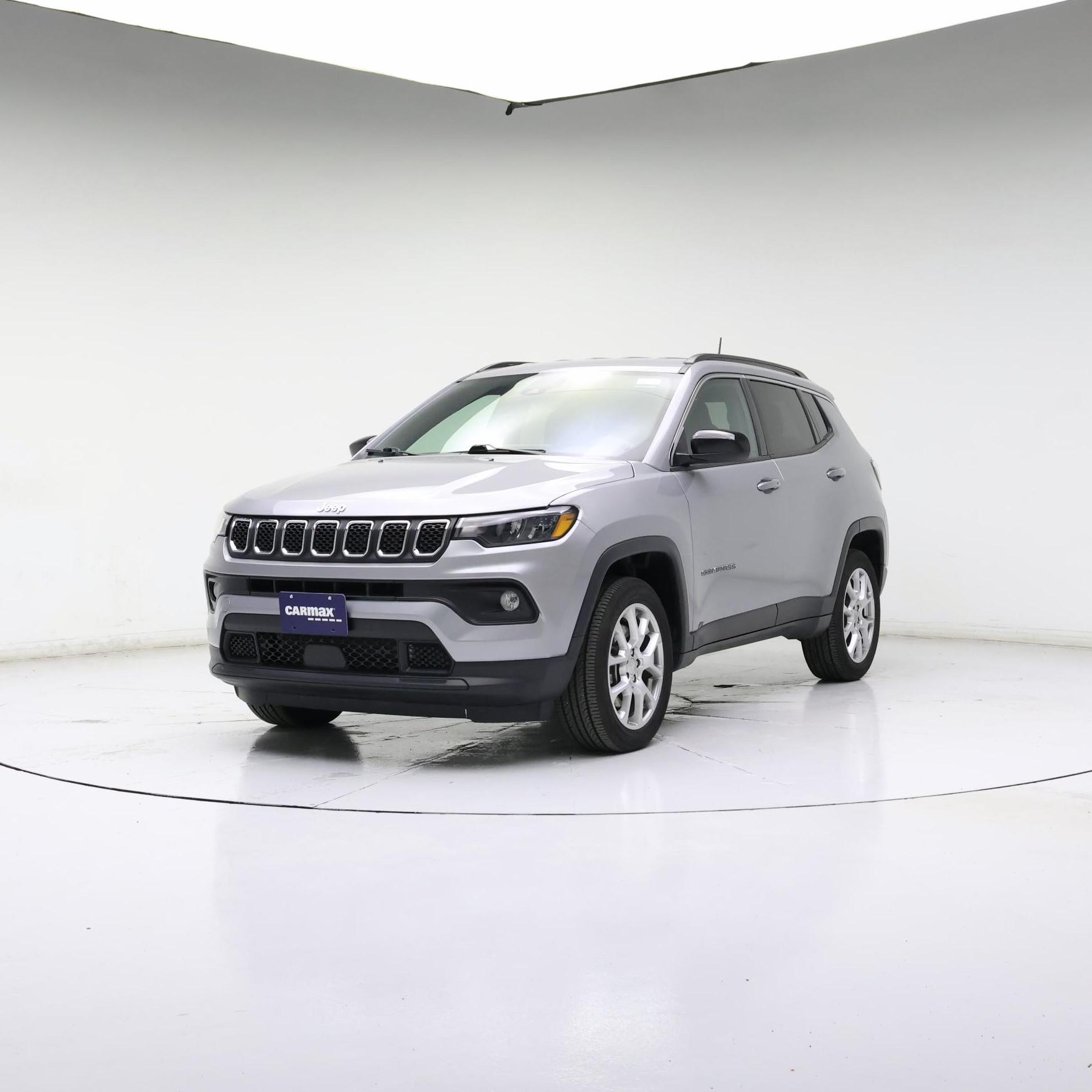 Thumbnail: 2023 Jeep Compass - 4